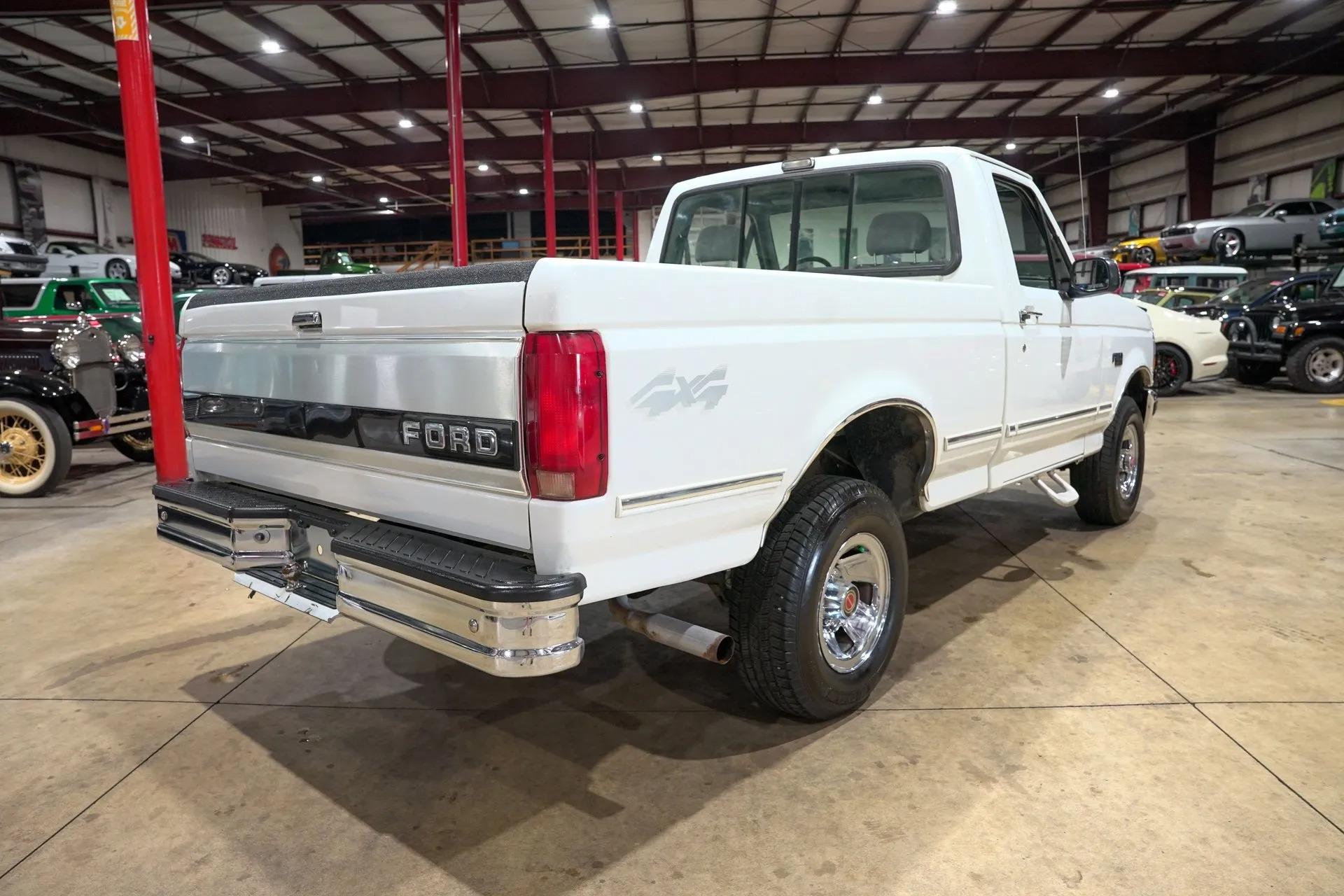 1992 Ford F150 XLT - 4