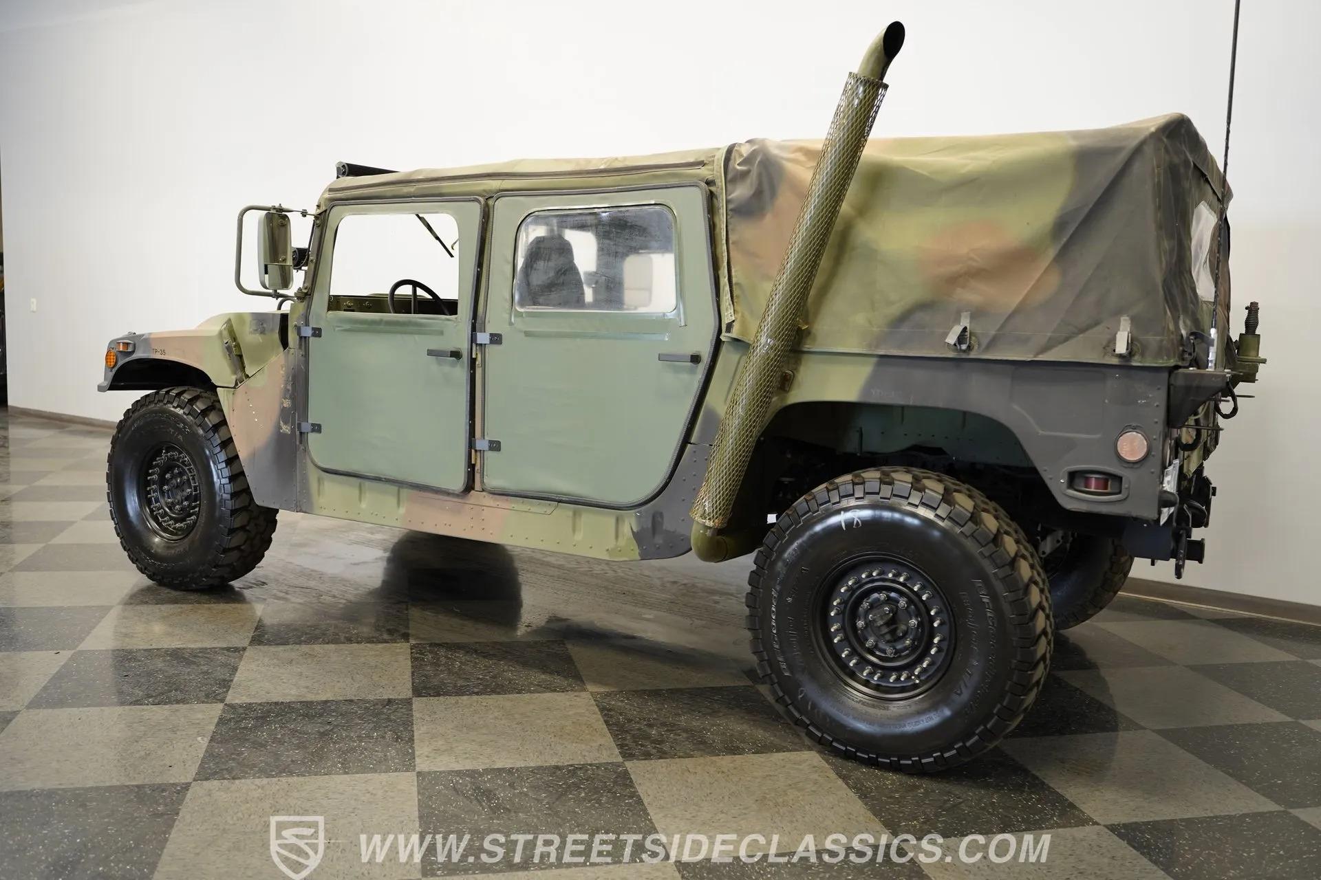2002 AM General M1123