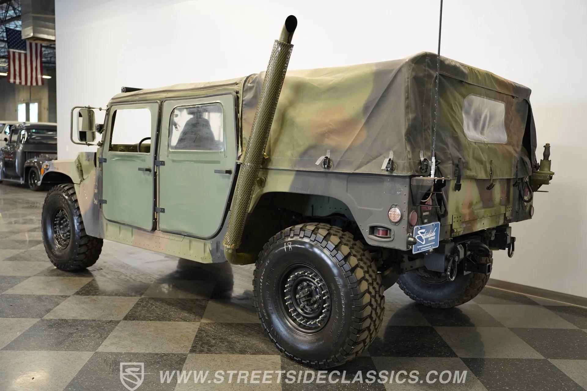 2002 AM General M1123