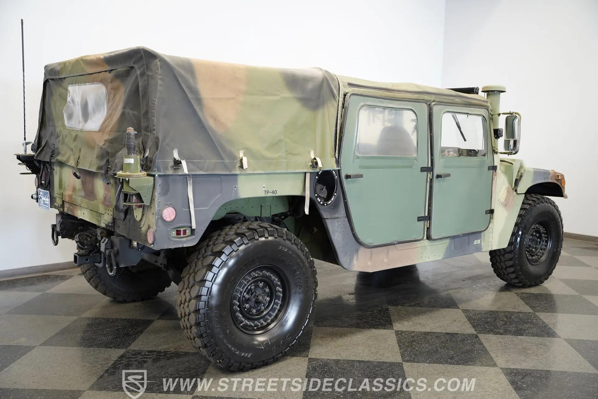 2002 AM General M1123