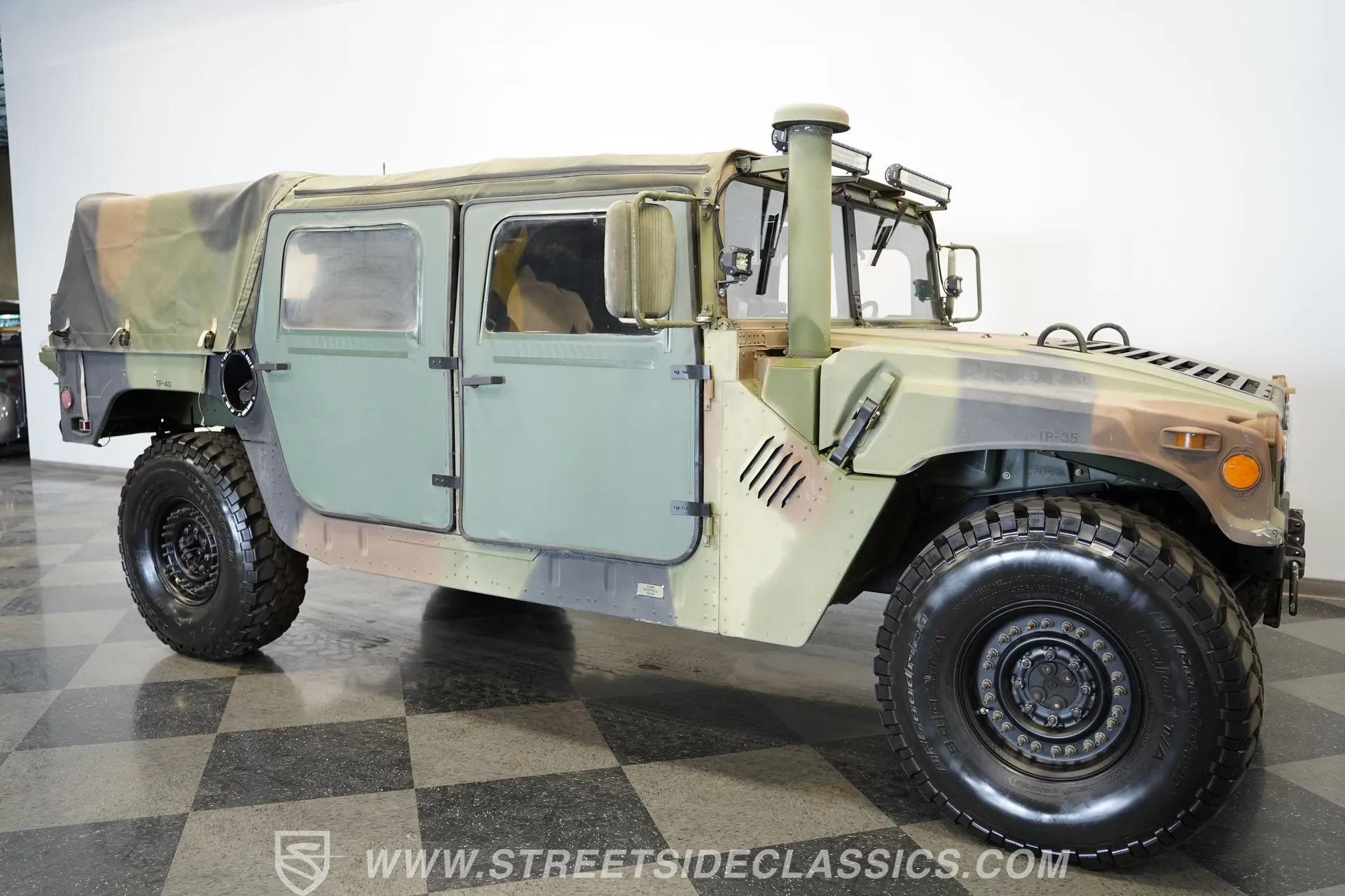2002 AM General M1123