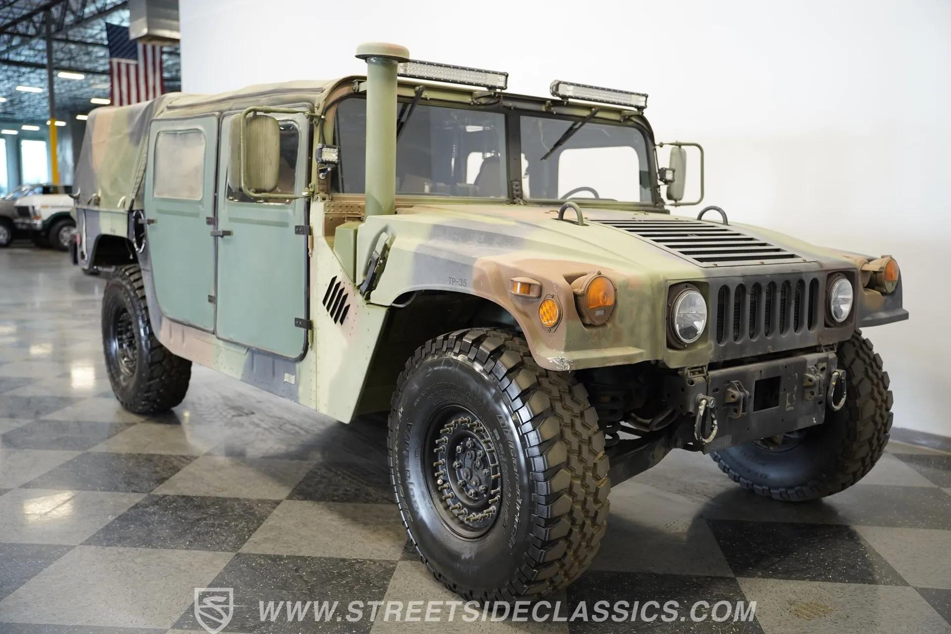 2002 AM General M1123