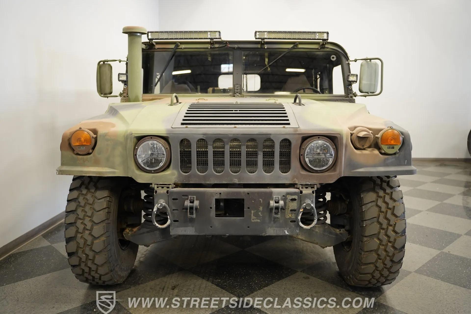 2002 AM General M1123
