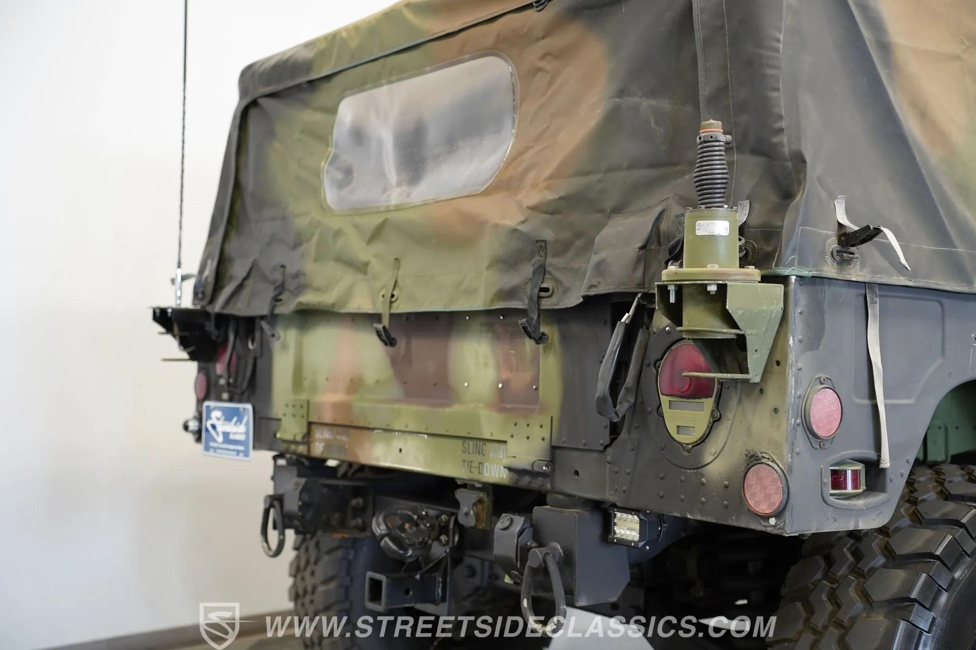 2002 AM General M1123