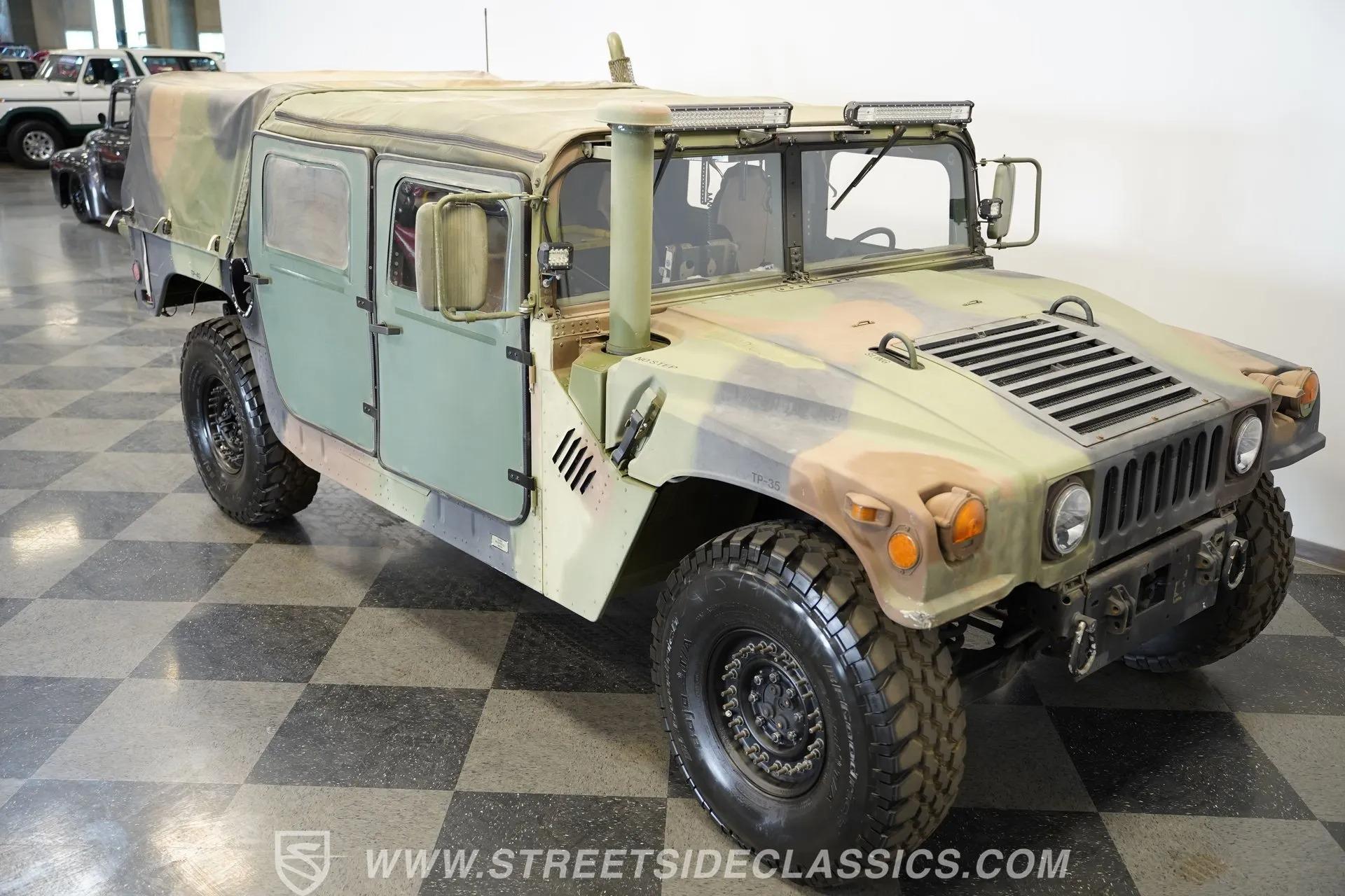 2002 AM General M1123