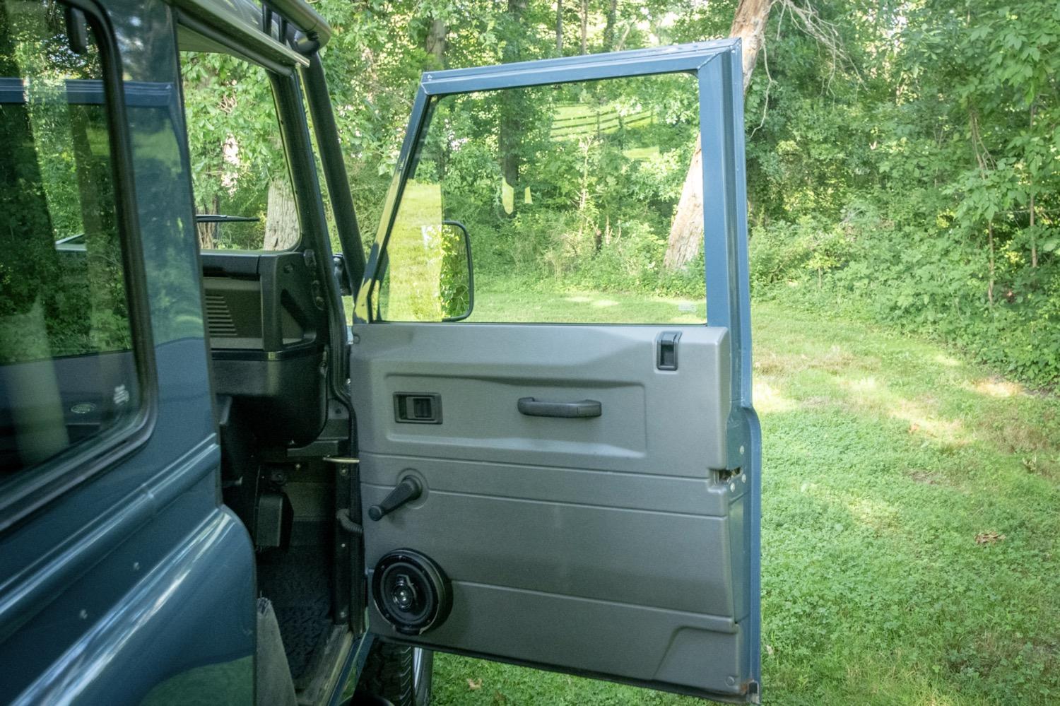 1997 Land Rover Defender NAS