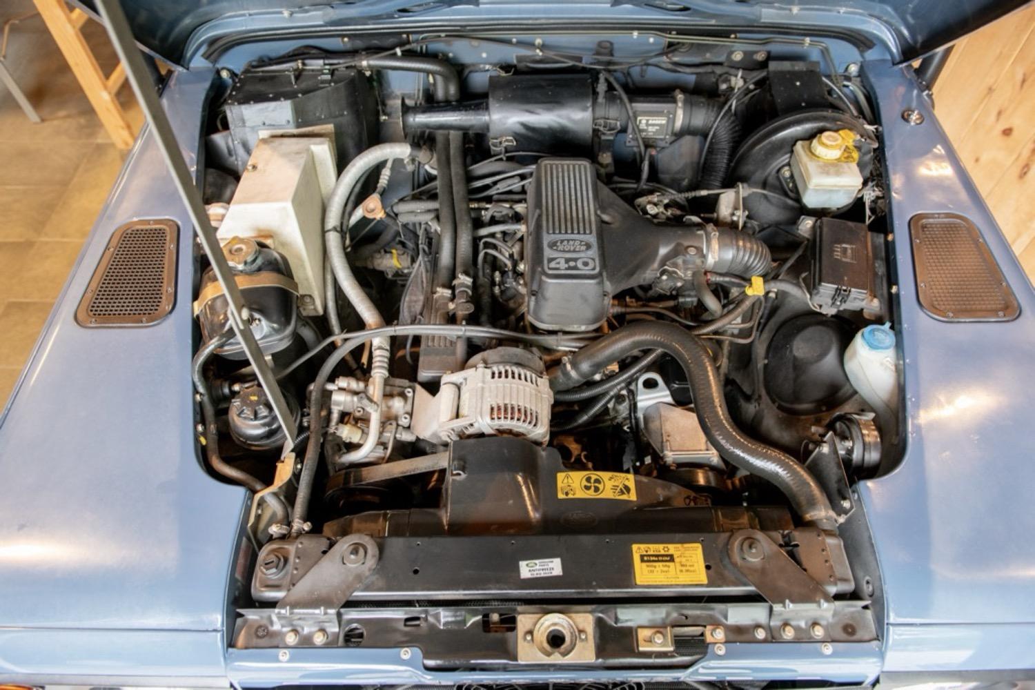 1997 Land Rover Defender NAS