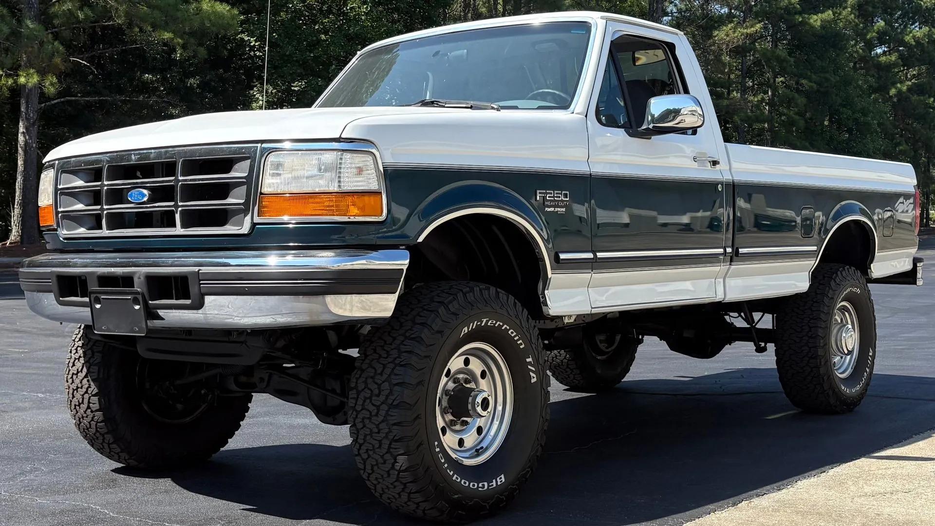 50k-Mile 1997 Ford F-250 XLT Lariat - 2