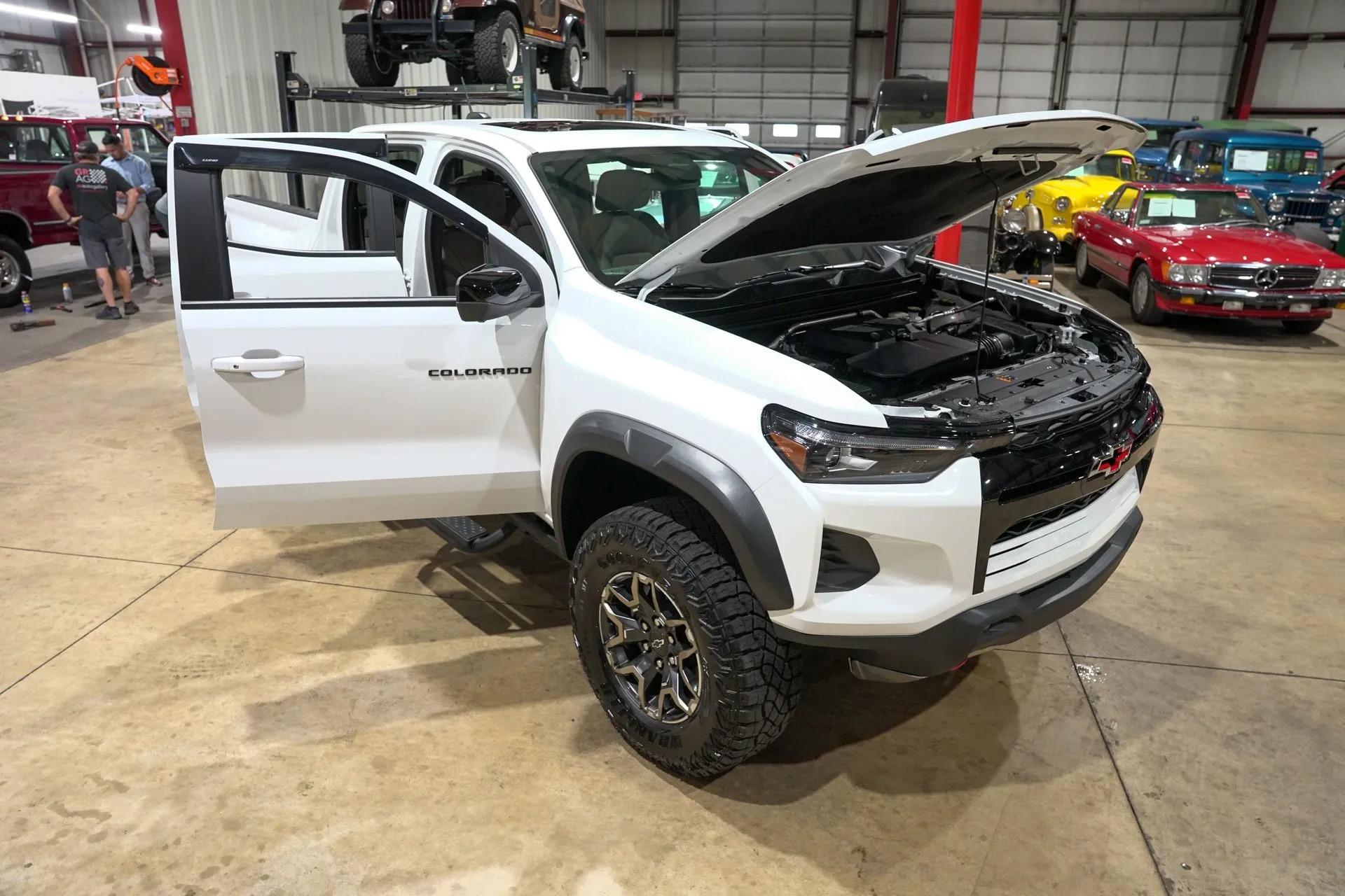 2024 Chevrolet Colorado ZR2