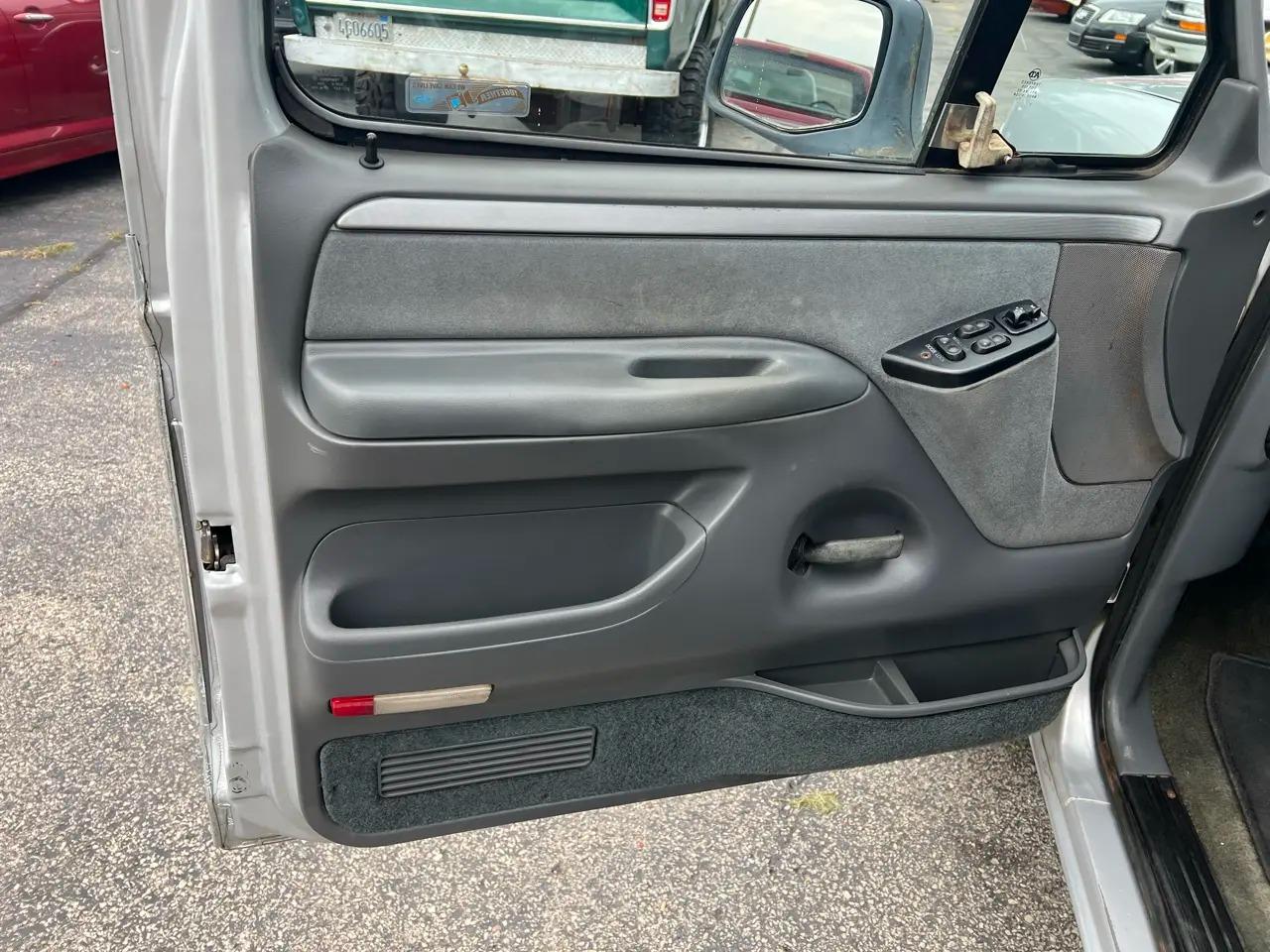1993 Ford F-150 XLT SuperCab