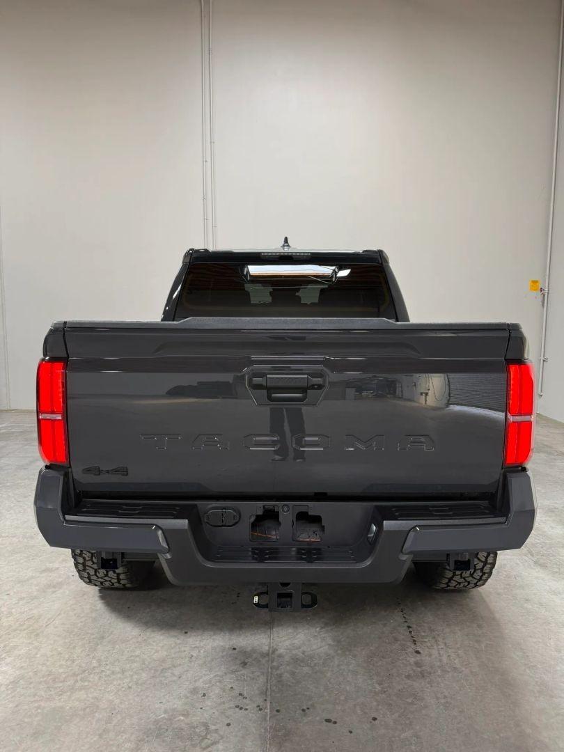 2024 Toyota Tacoma TRD Sport - 5