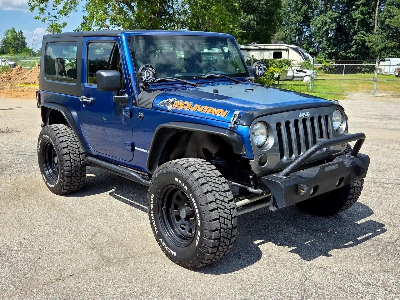 2010 Jeep Wrangler Mountain - 5