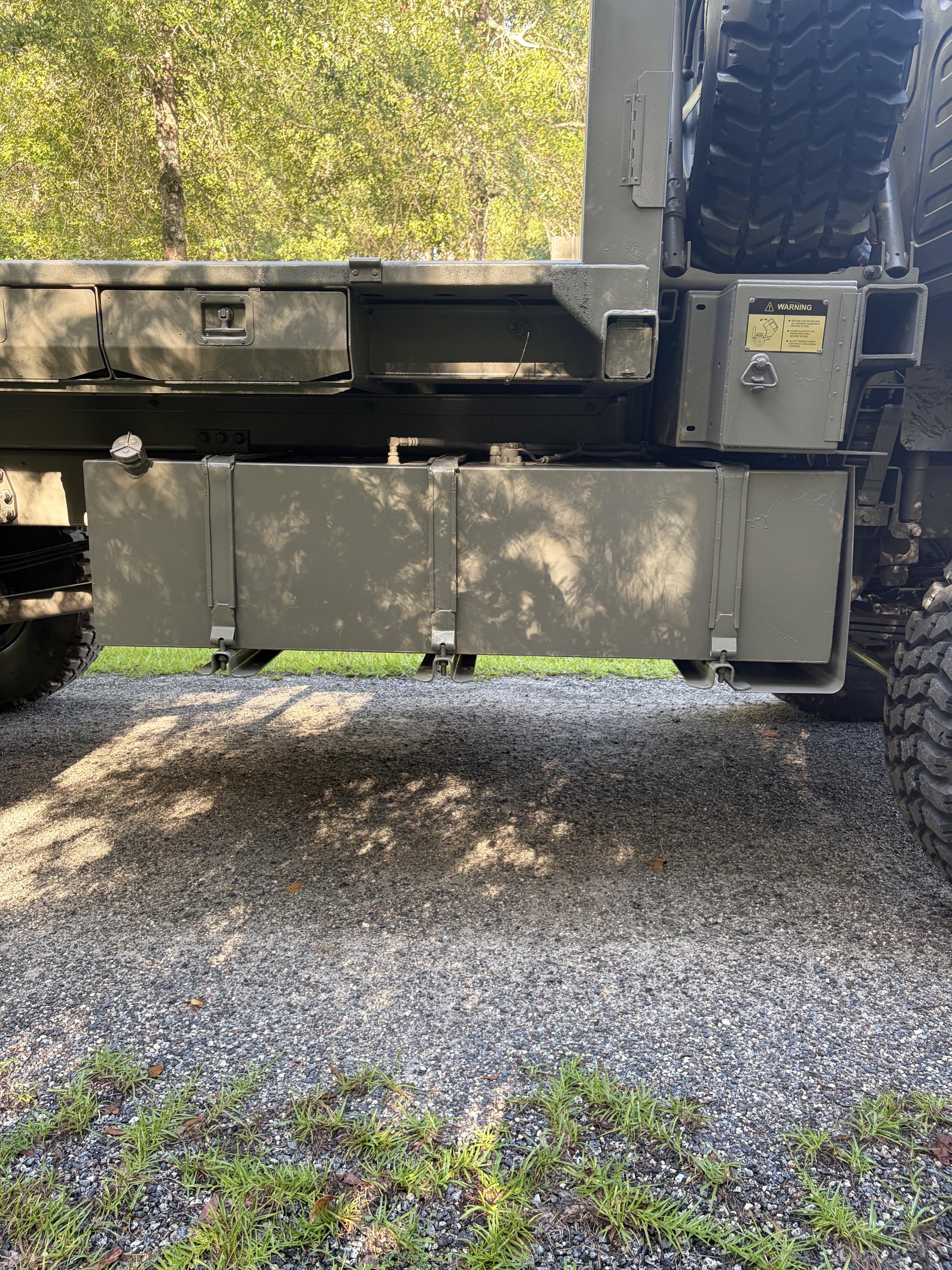 1997 Stewart & Stevenson M1078 LMTV