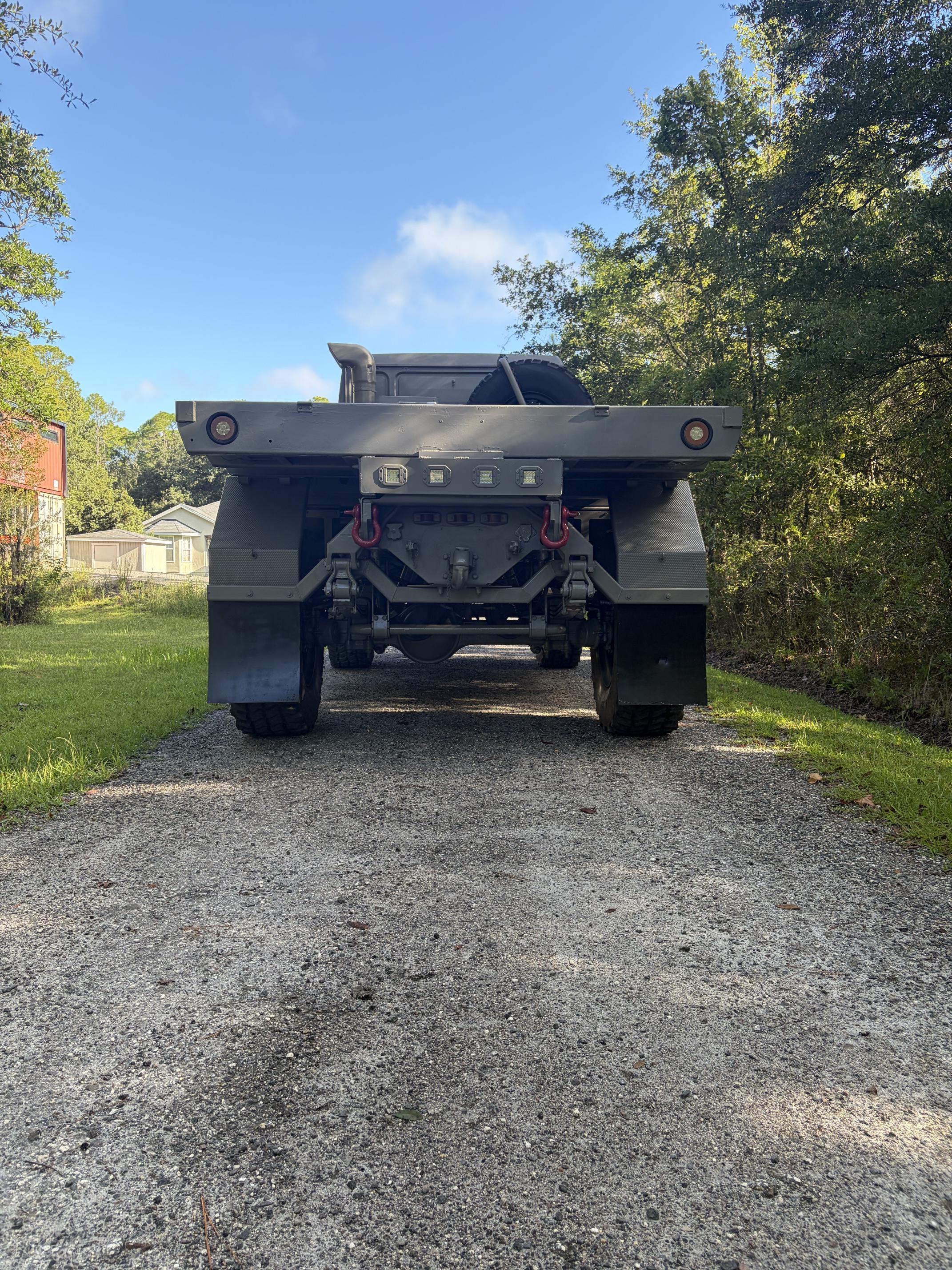 1997 Stewart & Stevenson M1078 LMTV