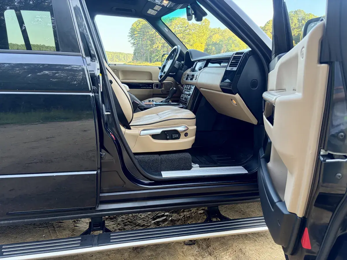 2012 Land Rover Range Rover HSE Lux