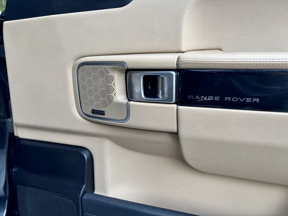 2012 Land Rover Range Rover HSE Lux