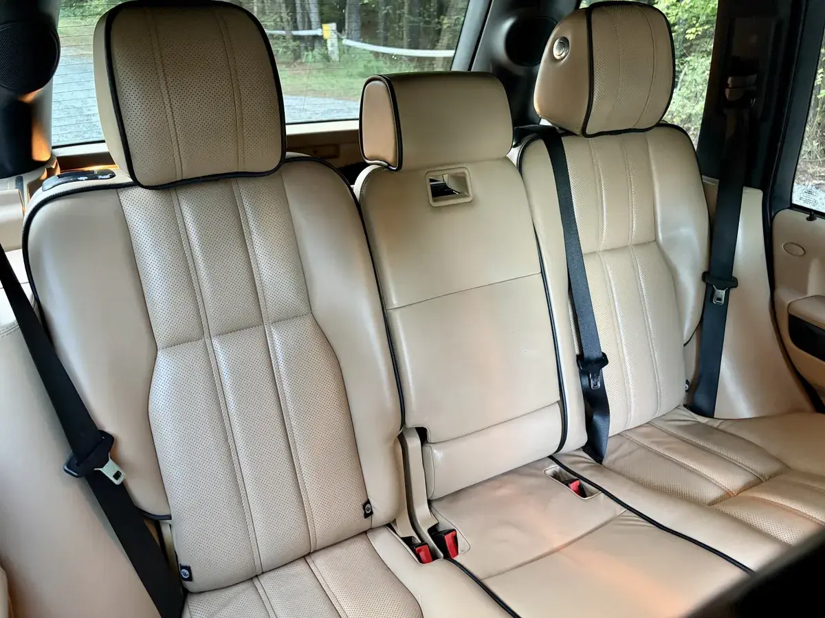 2012 Land Rover Range Rover HSE Lux