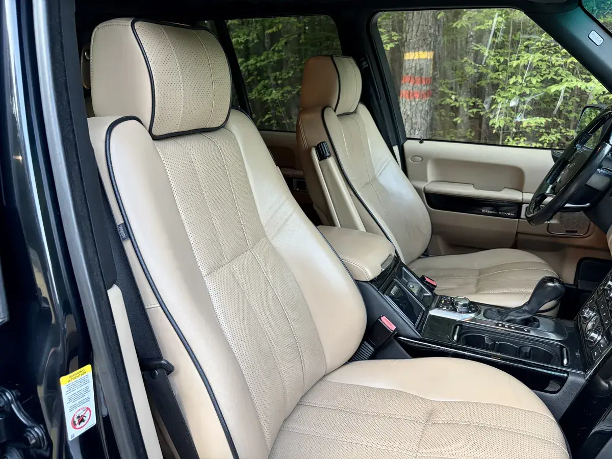 2012 Land Rover Range Rover HSE Lux