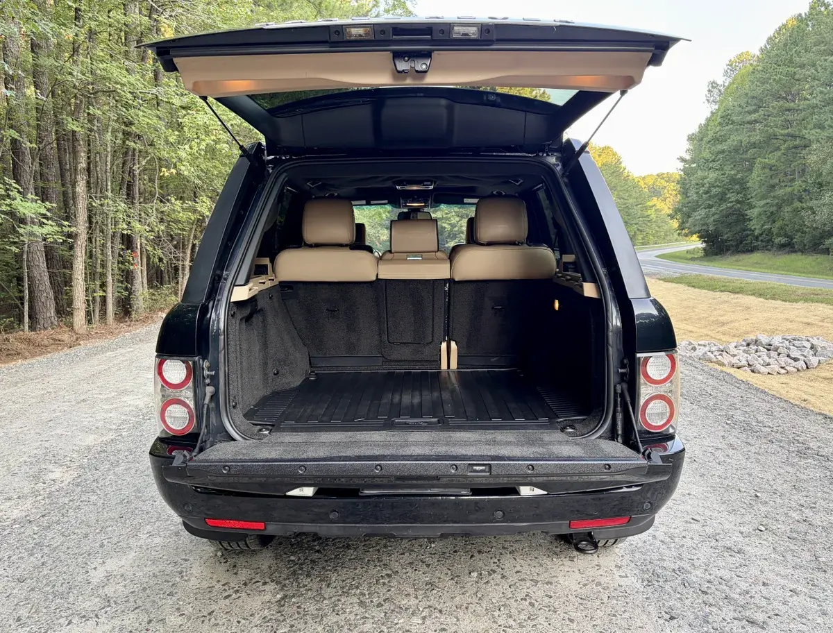 2012 Land Rover Range Rover HSE Lux