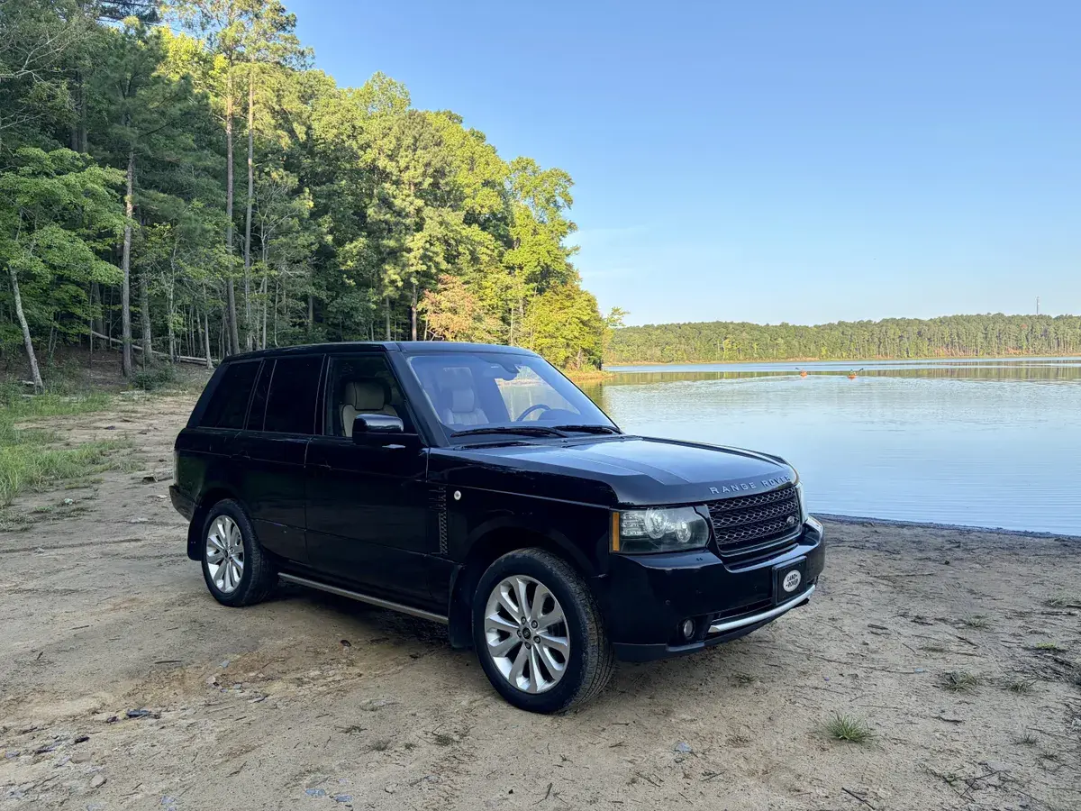 2012 Land Rover Range Rover HSE Lux
