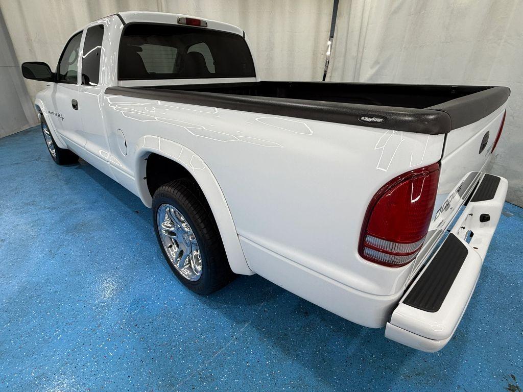 2003 Dodge Dakota R/T Club Cab - 4