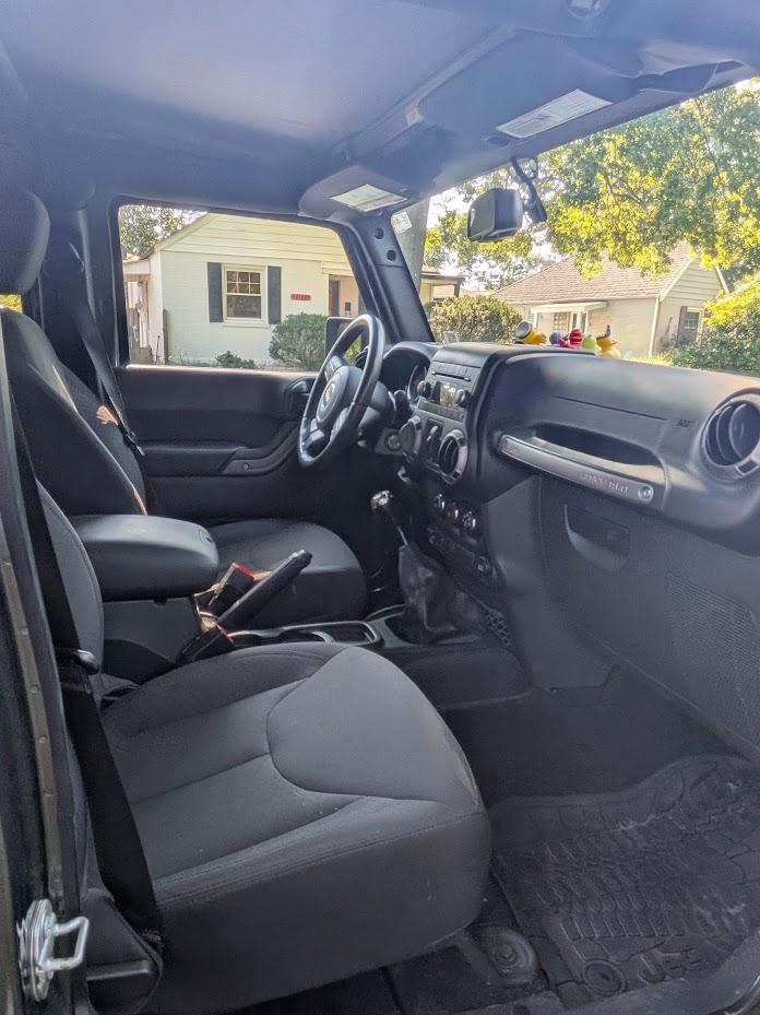 2016 Jeep Wrangler Sport S - 5