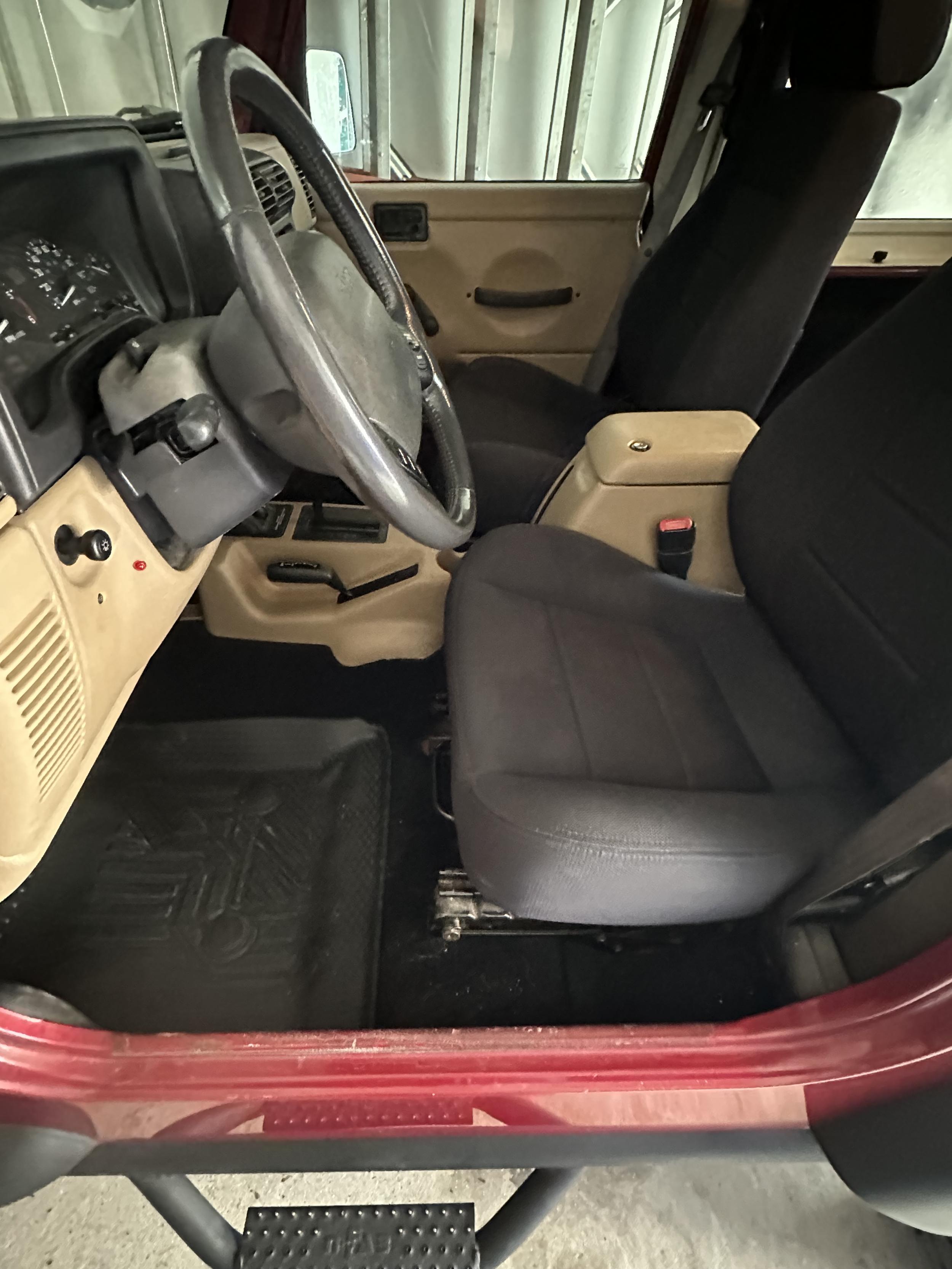 1999 Jeep Wrangler Sport - 4