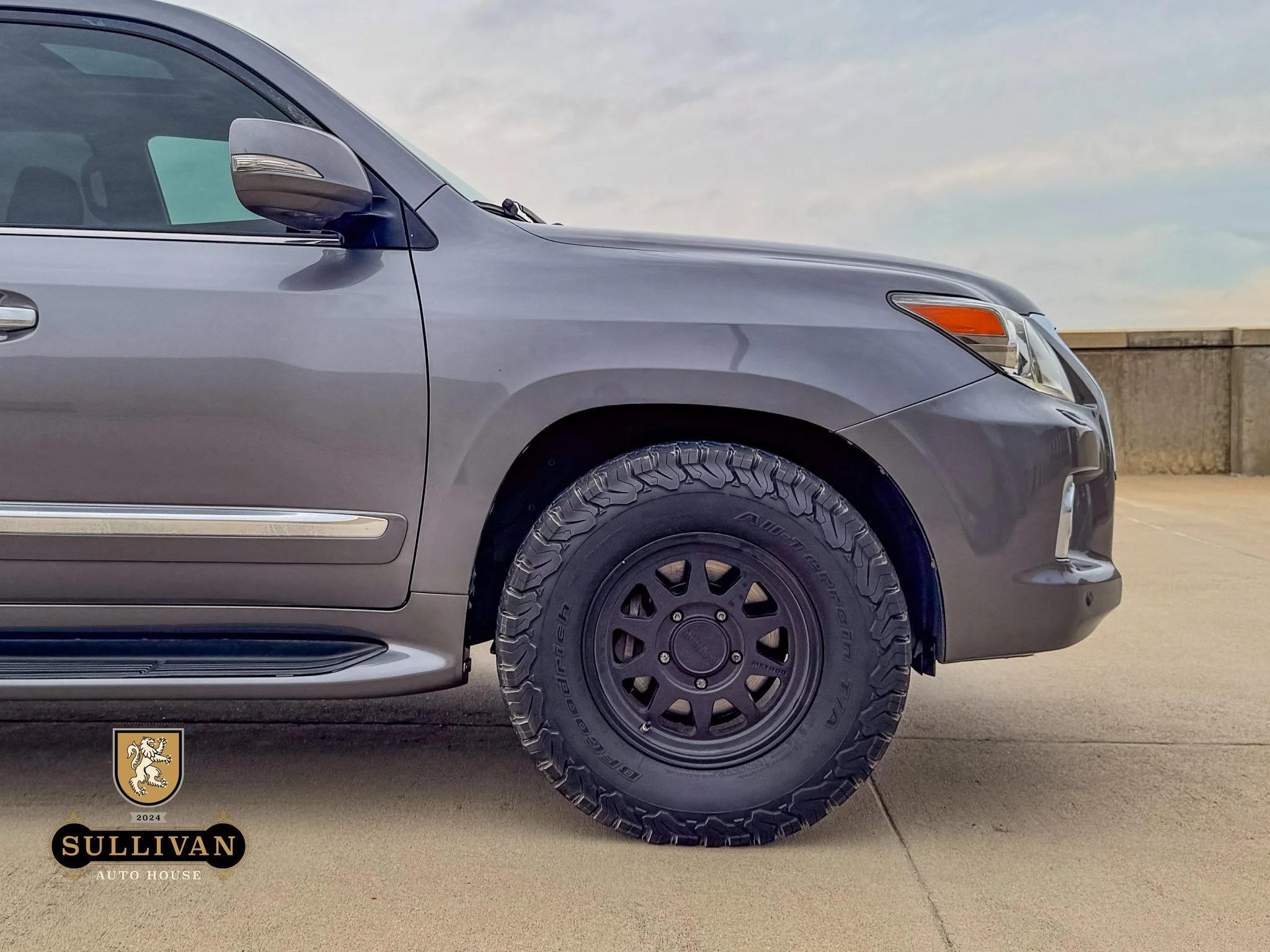 2014 Lexus LX 570
