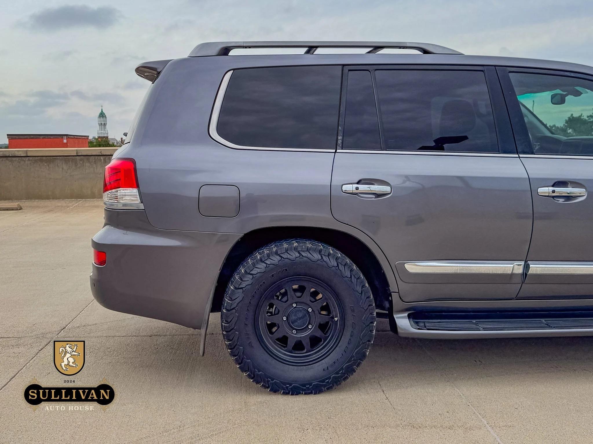 2014 Lexus LX 570