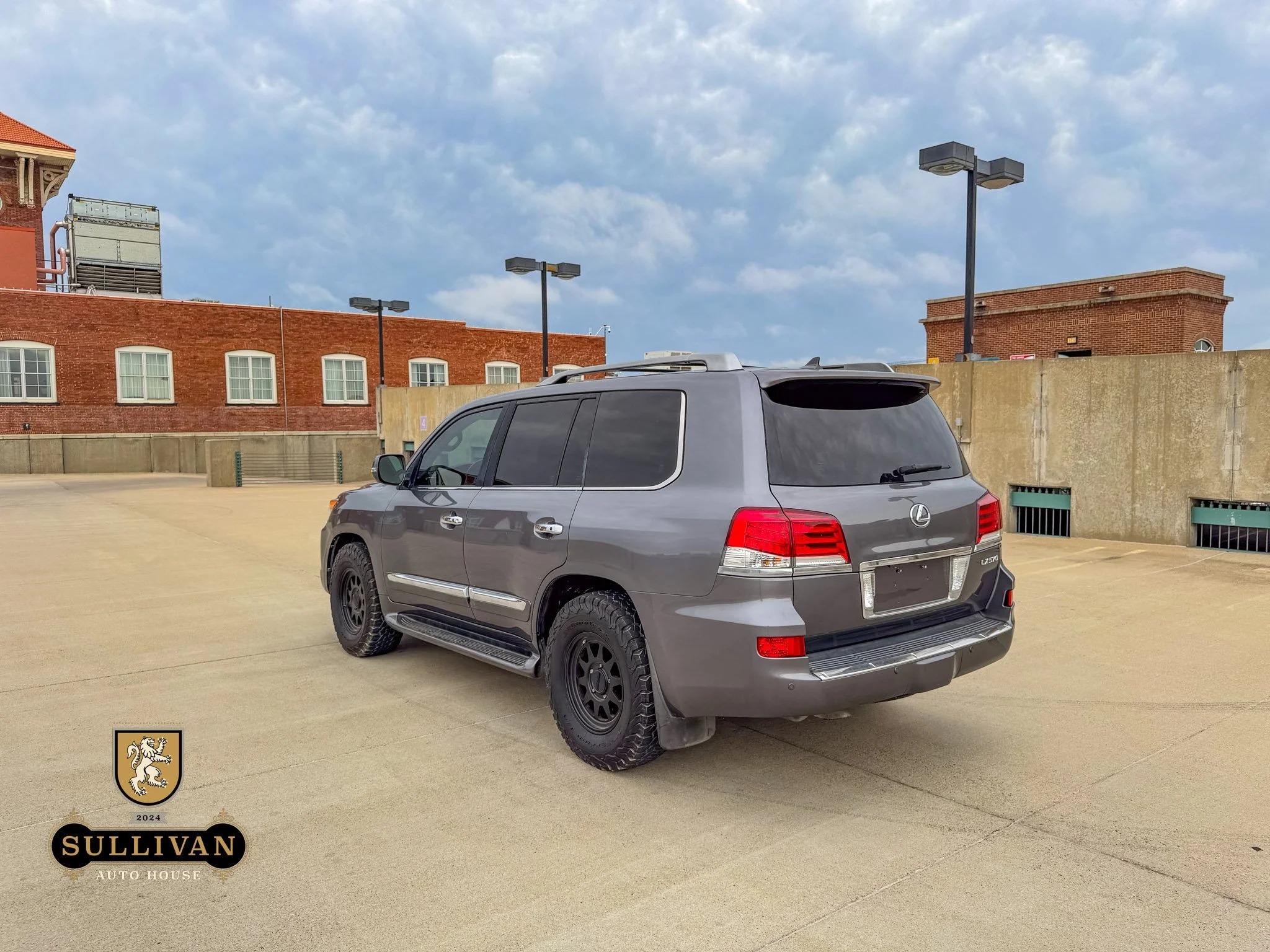 2014 Lexus LX 570