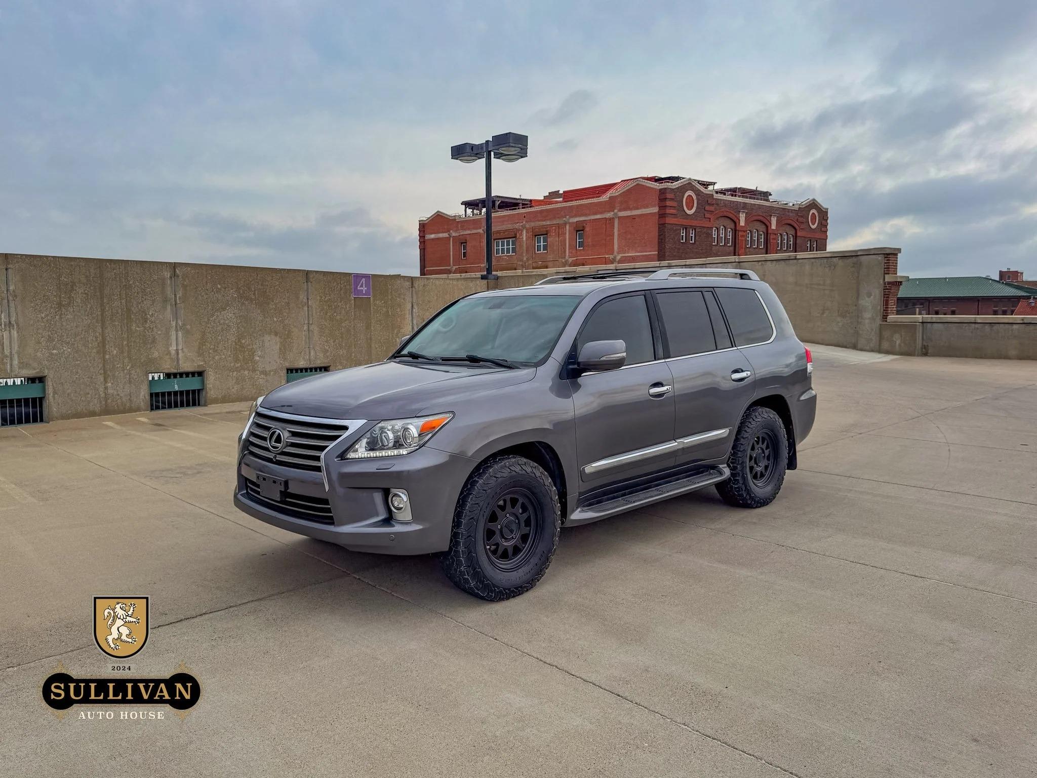 2014 Lexus LX 570