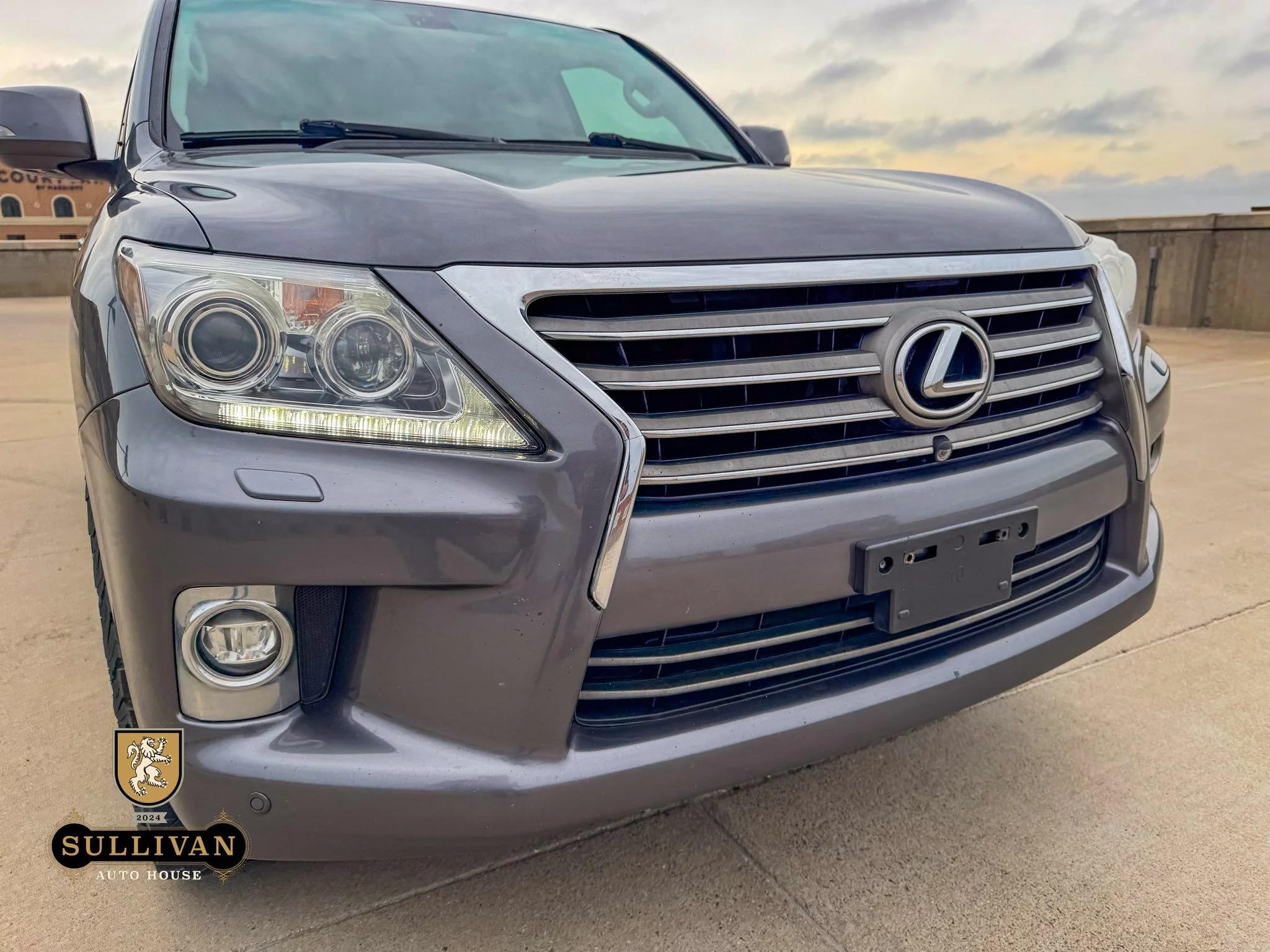 2014 Lexus LX 570