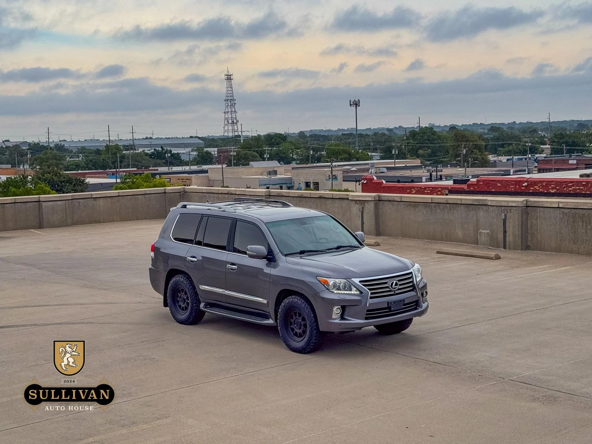 2014 Lexus LX 570