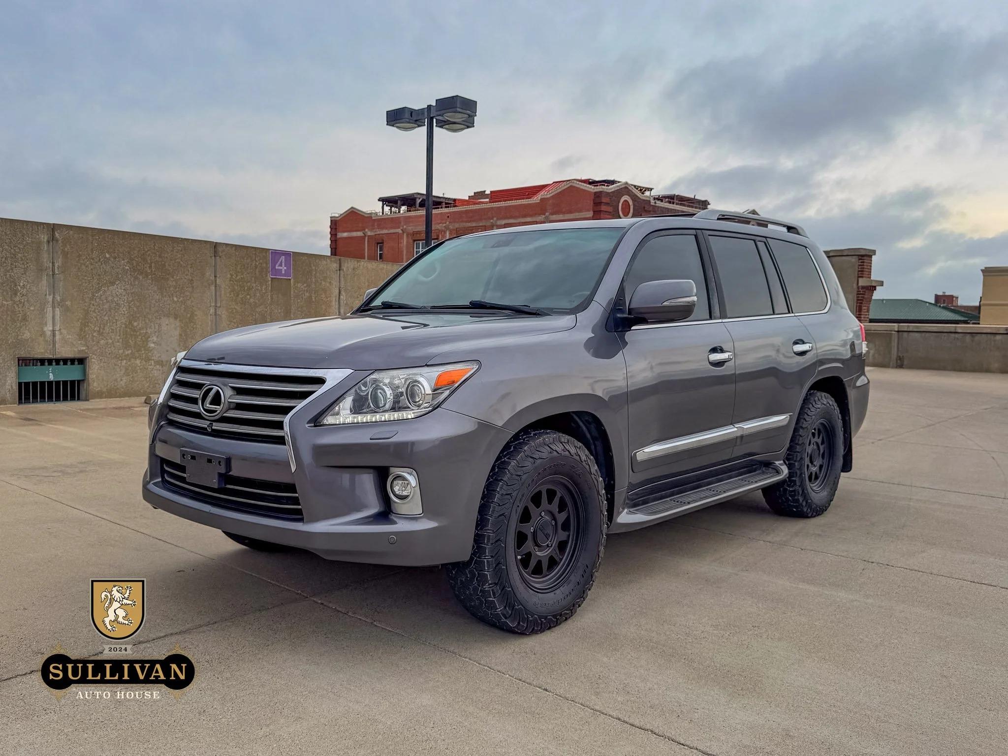 2014 Lexus LX 570