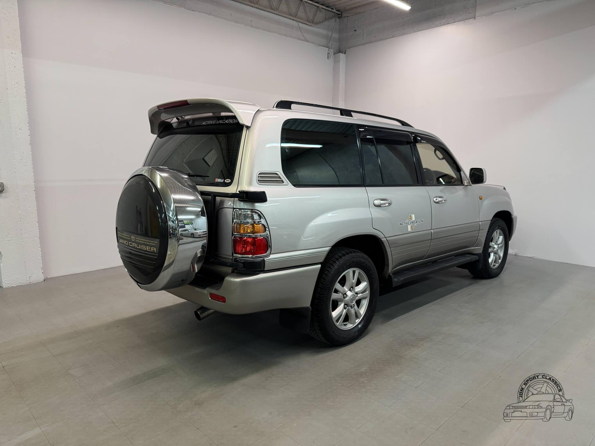 1998 Toyota Land Cruiser HDJ101 Active Vacation - 4
