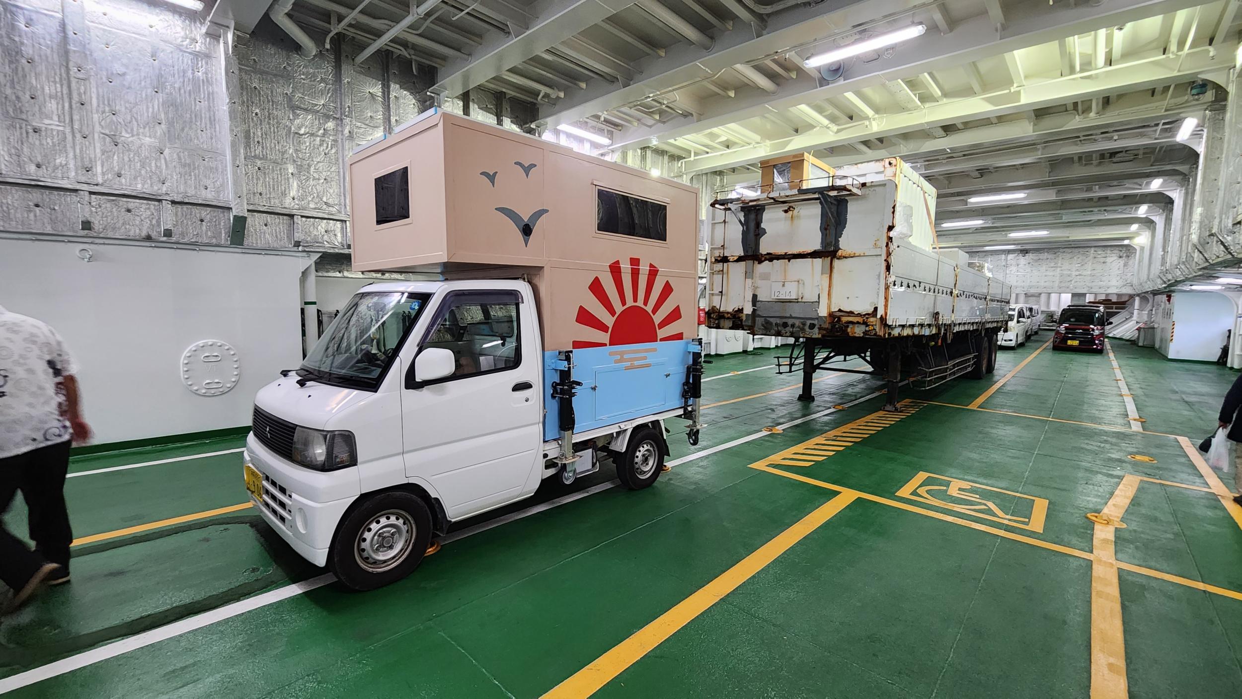1999 Suzuki Carry Camper - 2