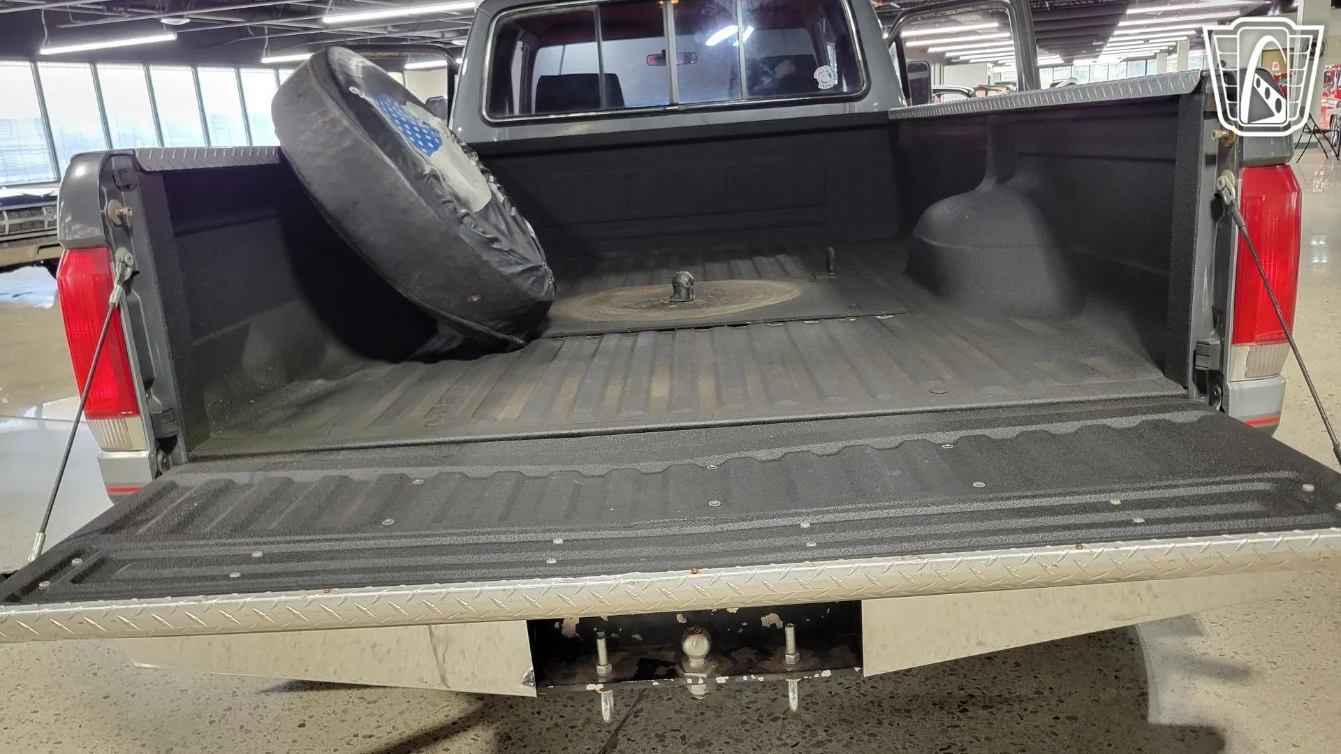 1987 Ford F-250 Centurion Dually