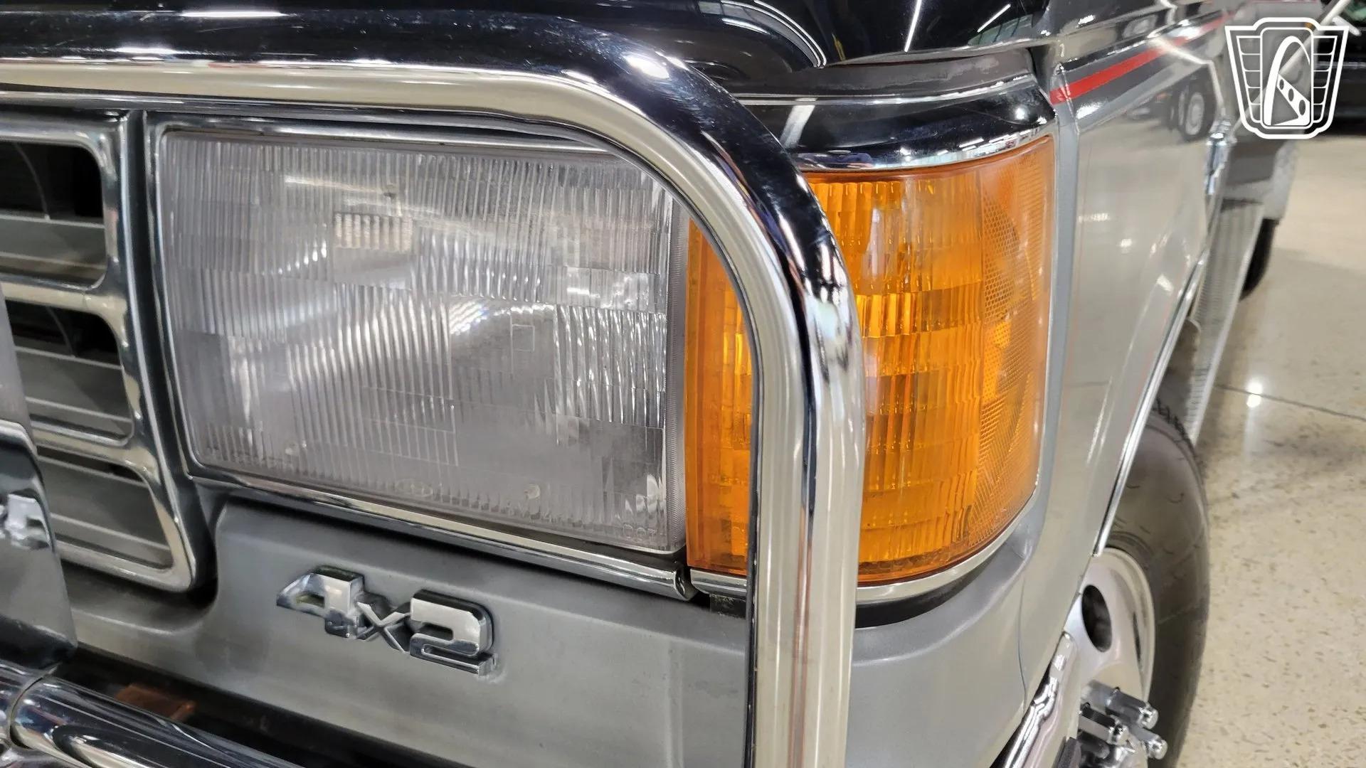 1987 Ford F-250 Centurion Dually