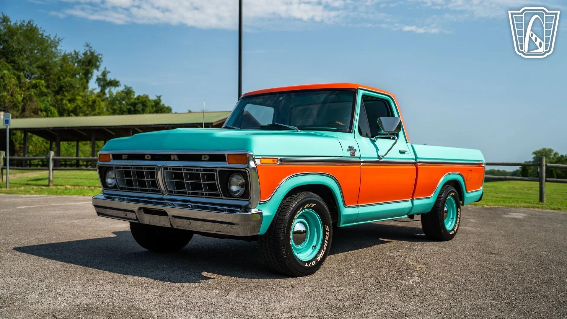  Ford F-100
