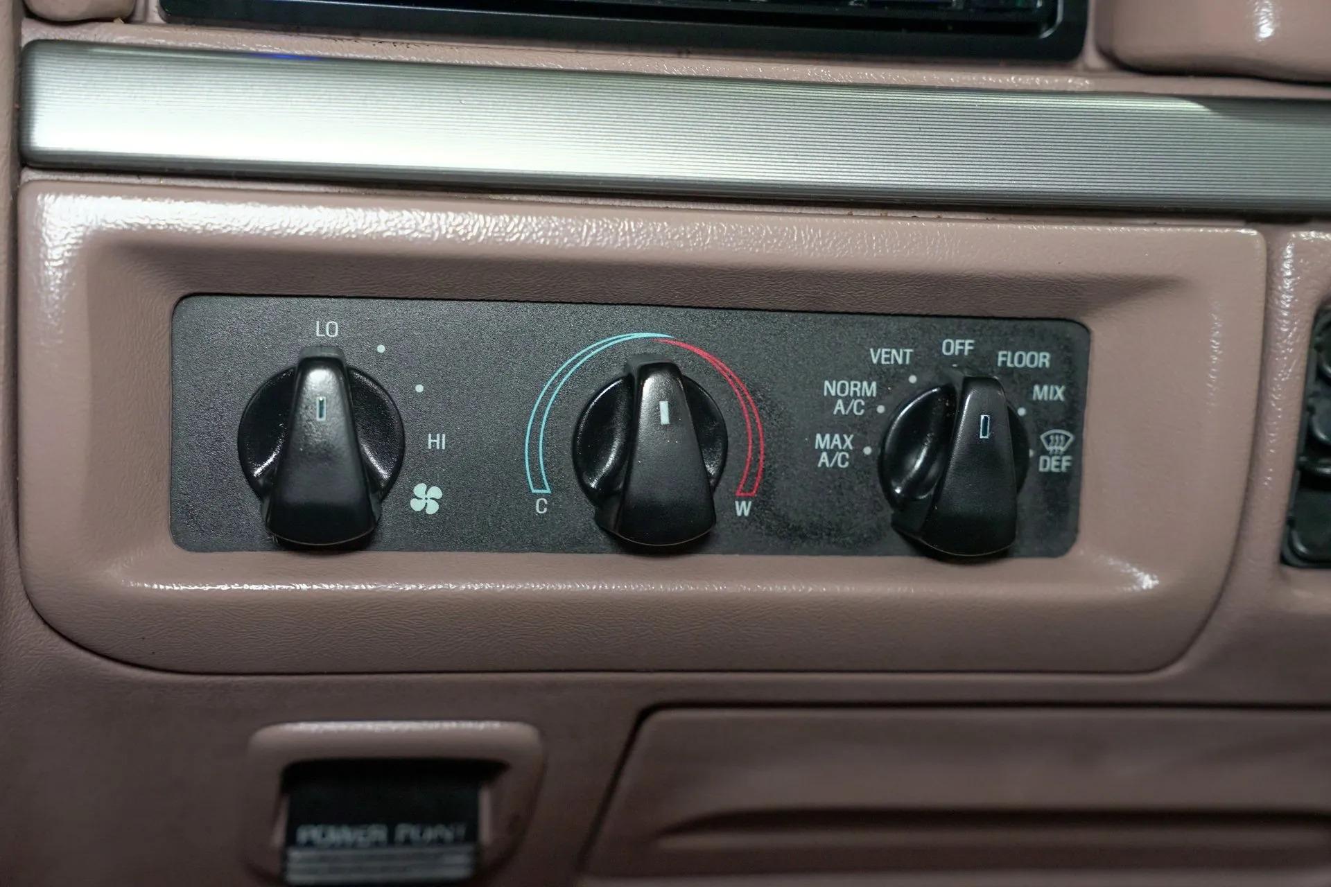 1993 Ford F-150 XLT