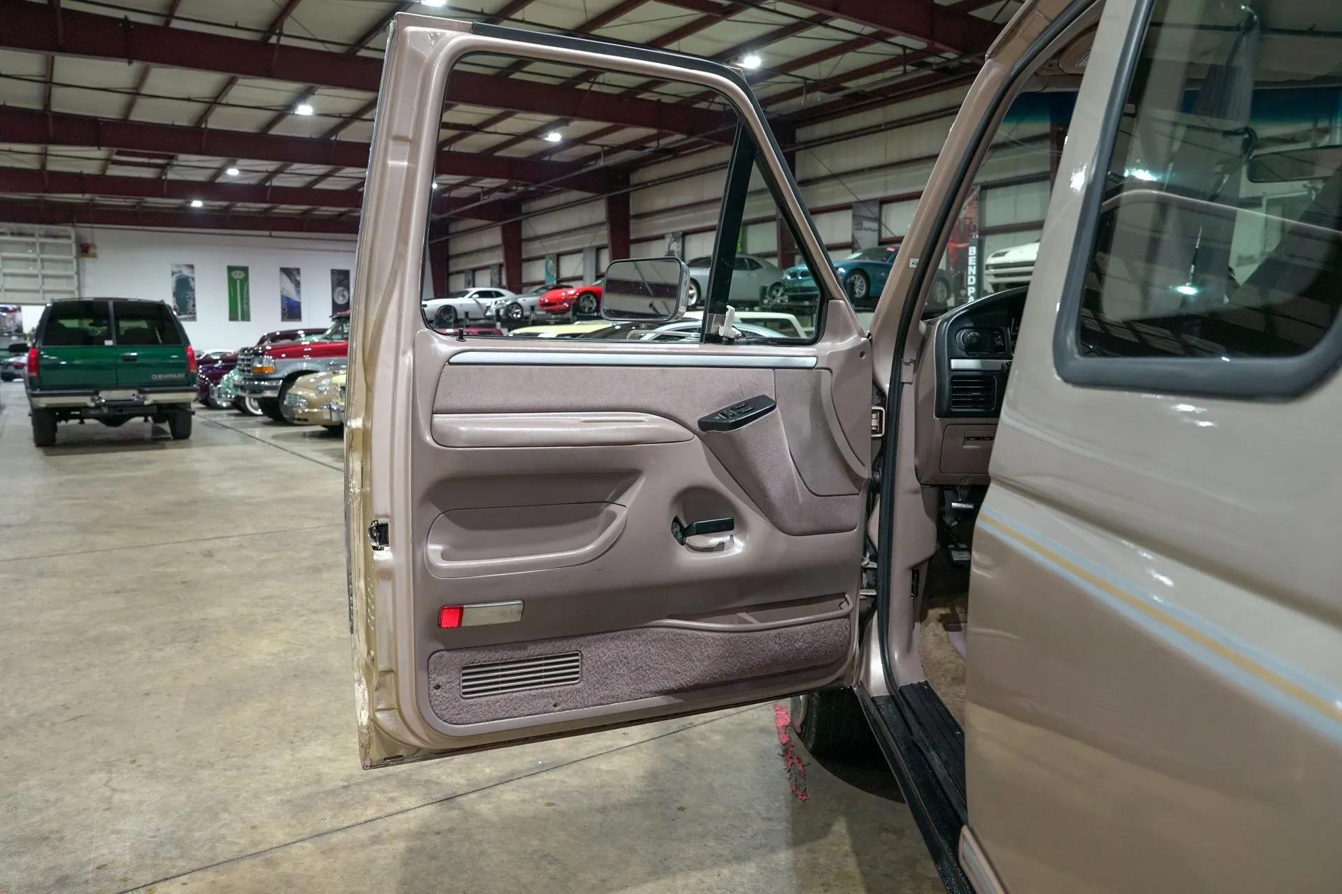 1993 Ford F-150 XLT