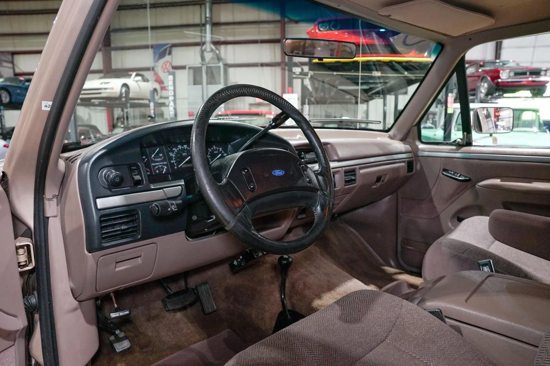 1993 Ford F-150 XLT