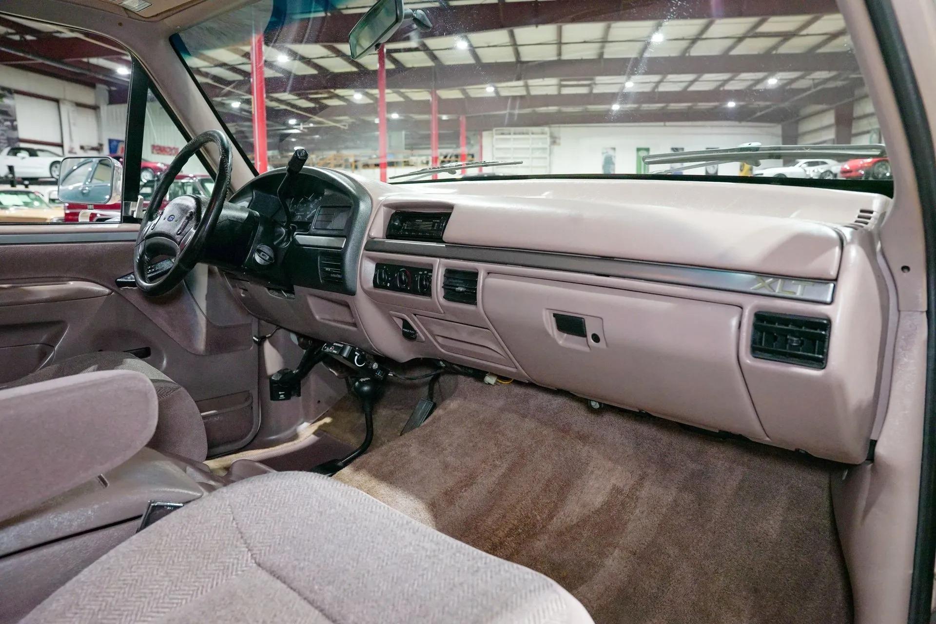 1993 Ford F-150 XLT