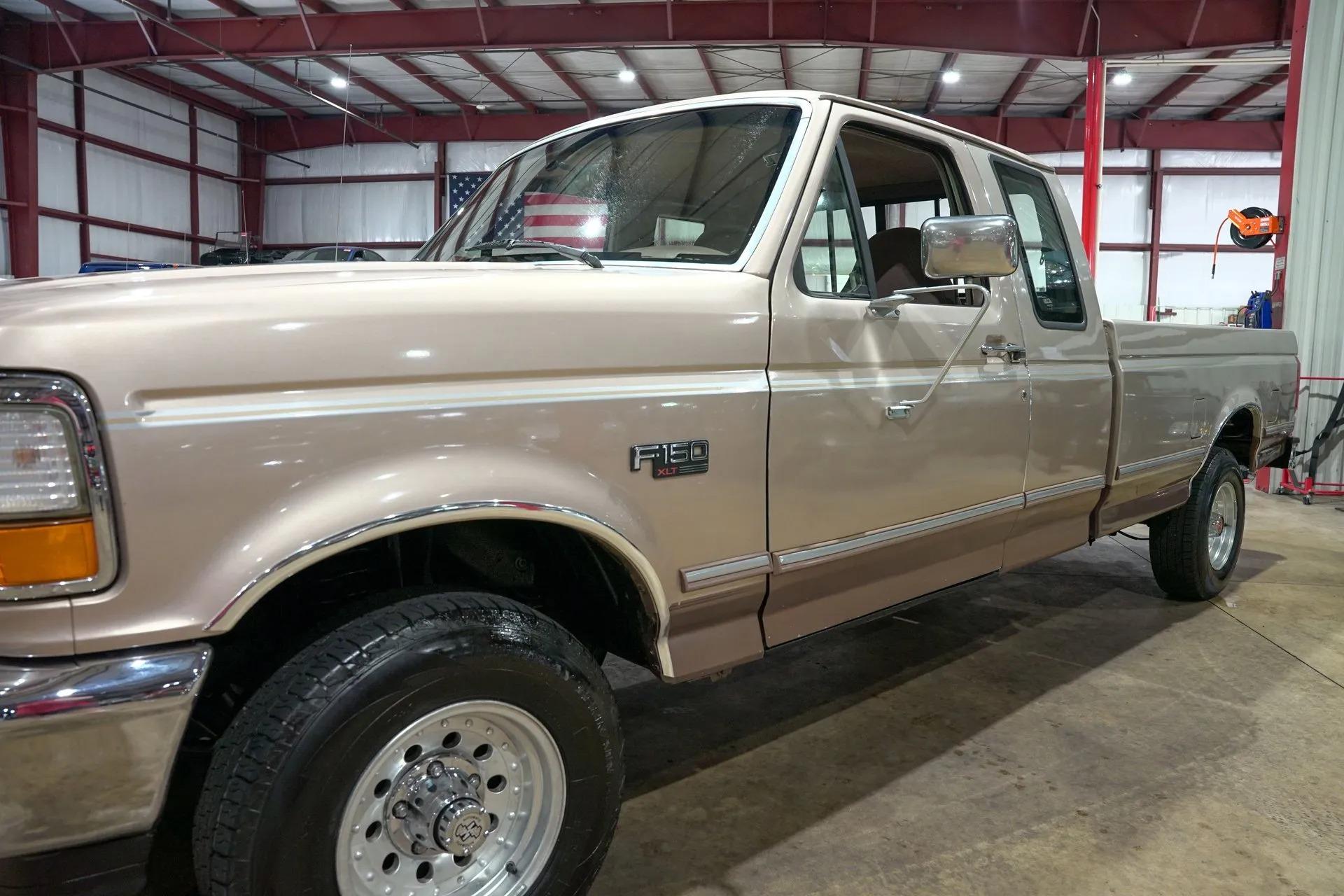 1993 Ford F-150 XLT