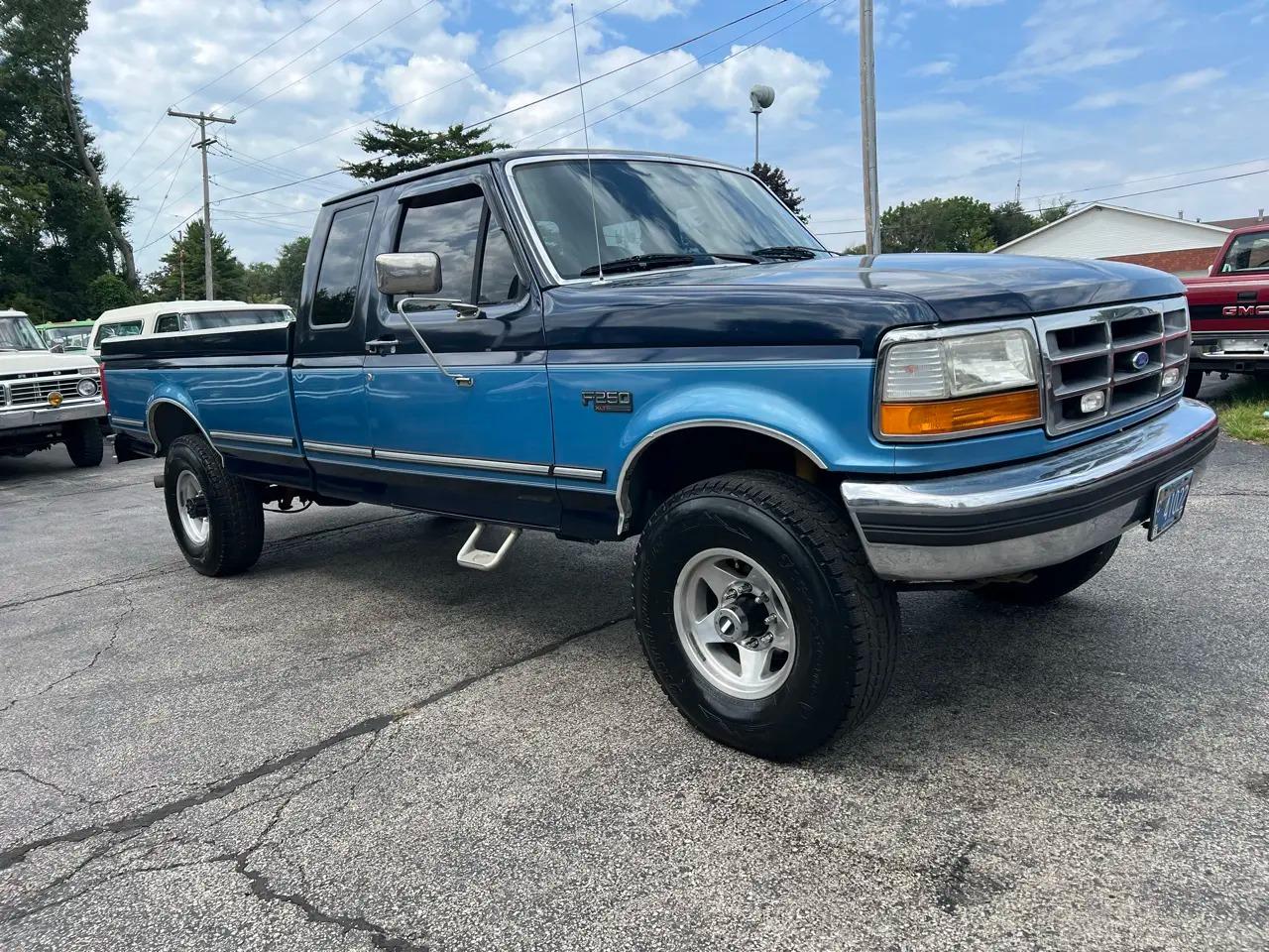 1993 Ford F-250 XLT SuperCab - 3