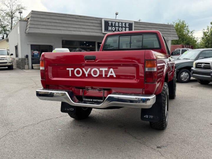 1993 Toyota Pickup DLX
