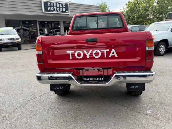 1993 Toyota Pickup DLX