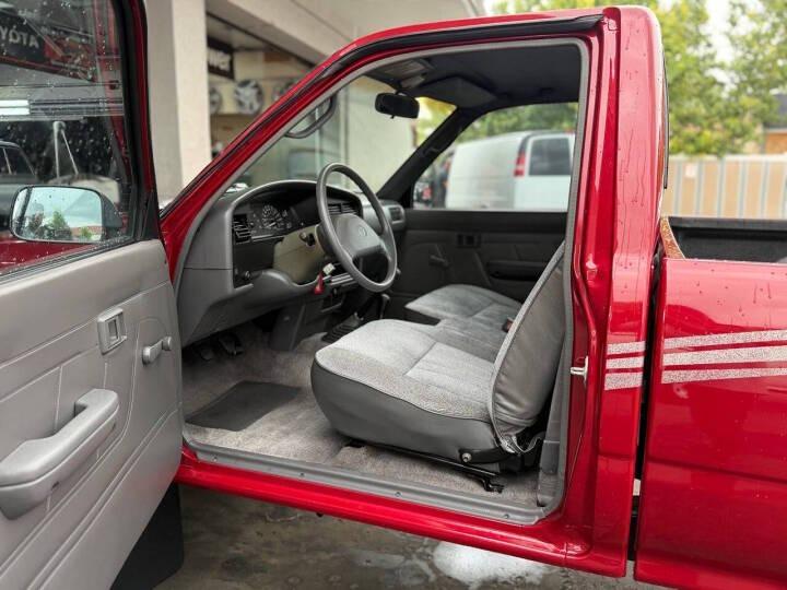 1993 Toyota Pickup DLX