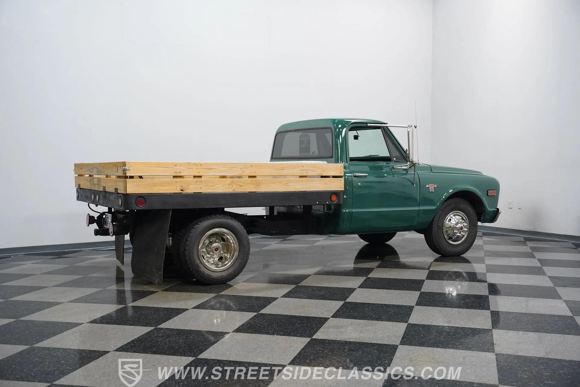 1968 Chevrolet C30 Flatbed Dually