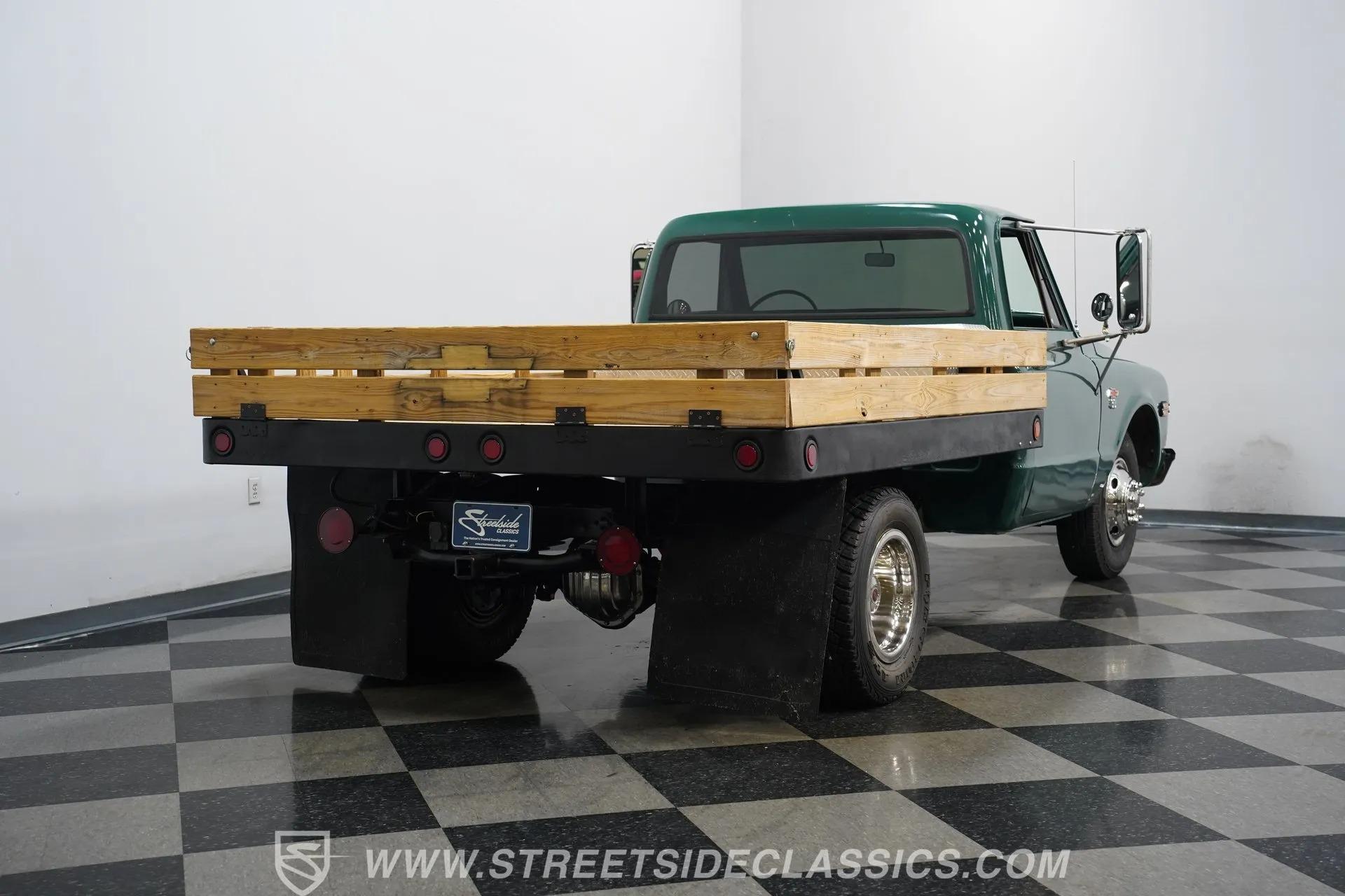 1968 Chevrolet C30 Flatbed Dually